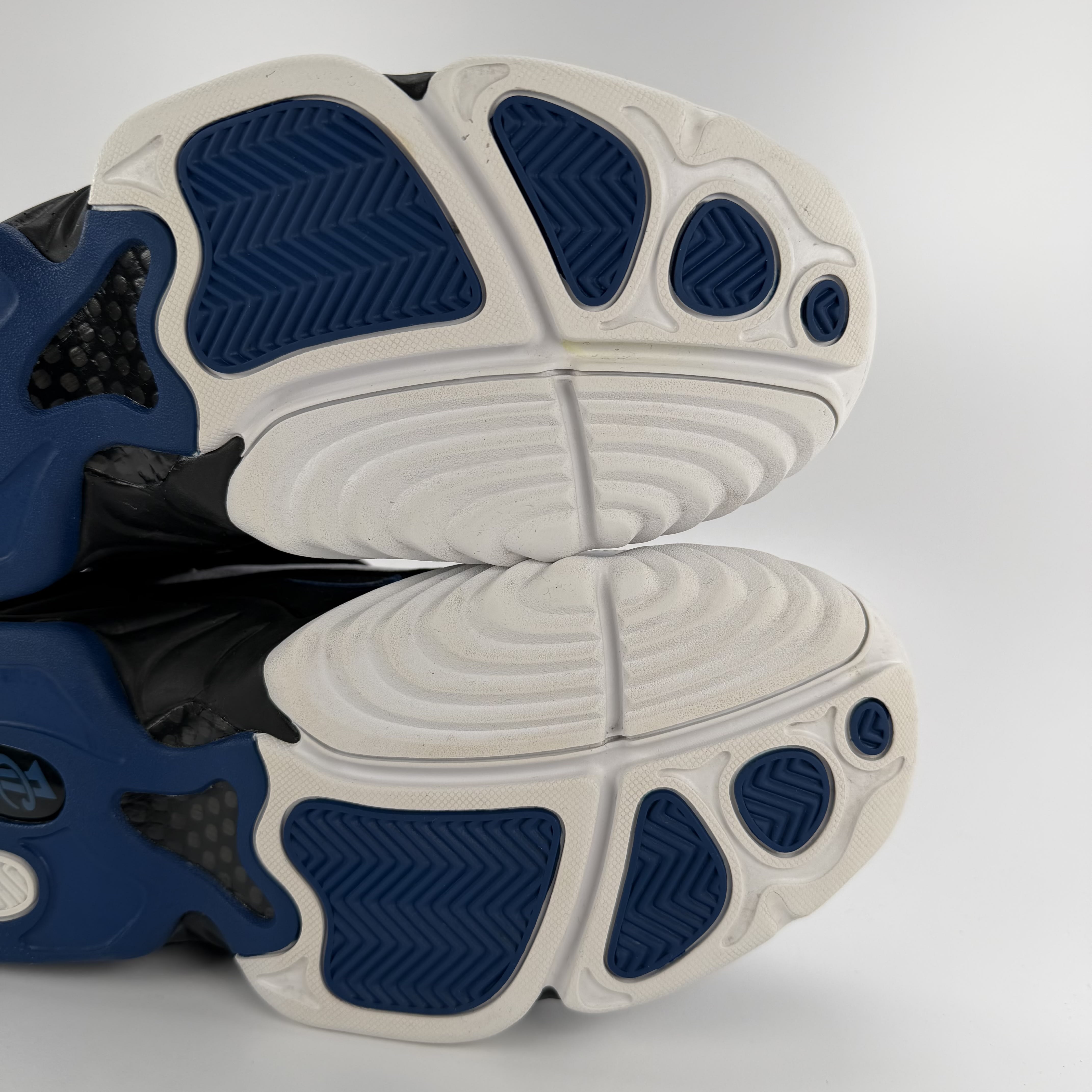 455657 Nike Air Penny IV Orlando Home (2017)