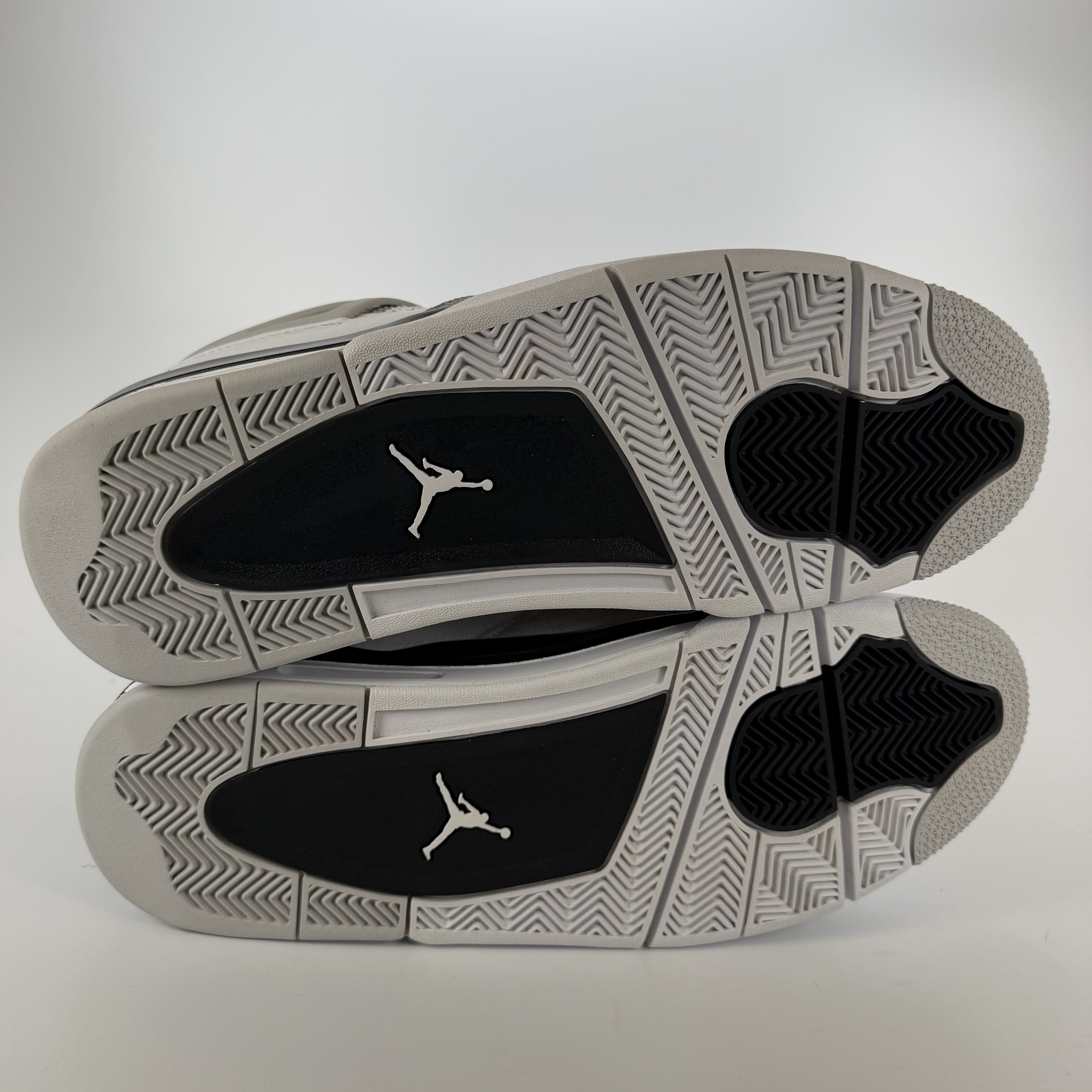 698609 Jordan 4 Retro Military Black
