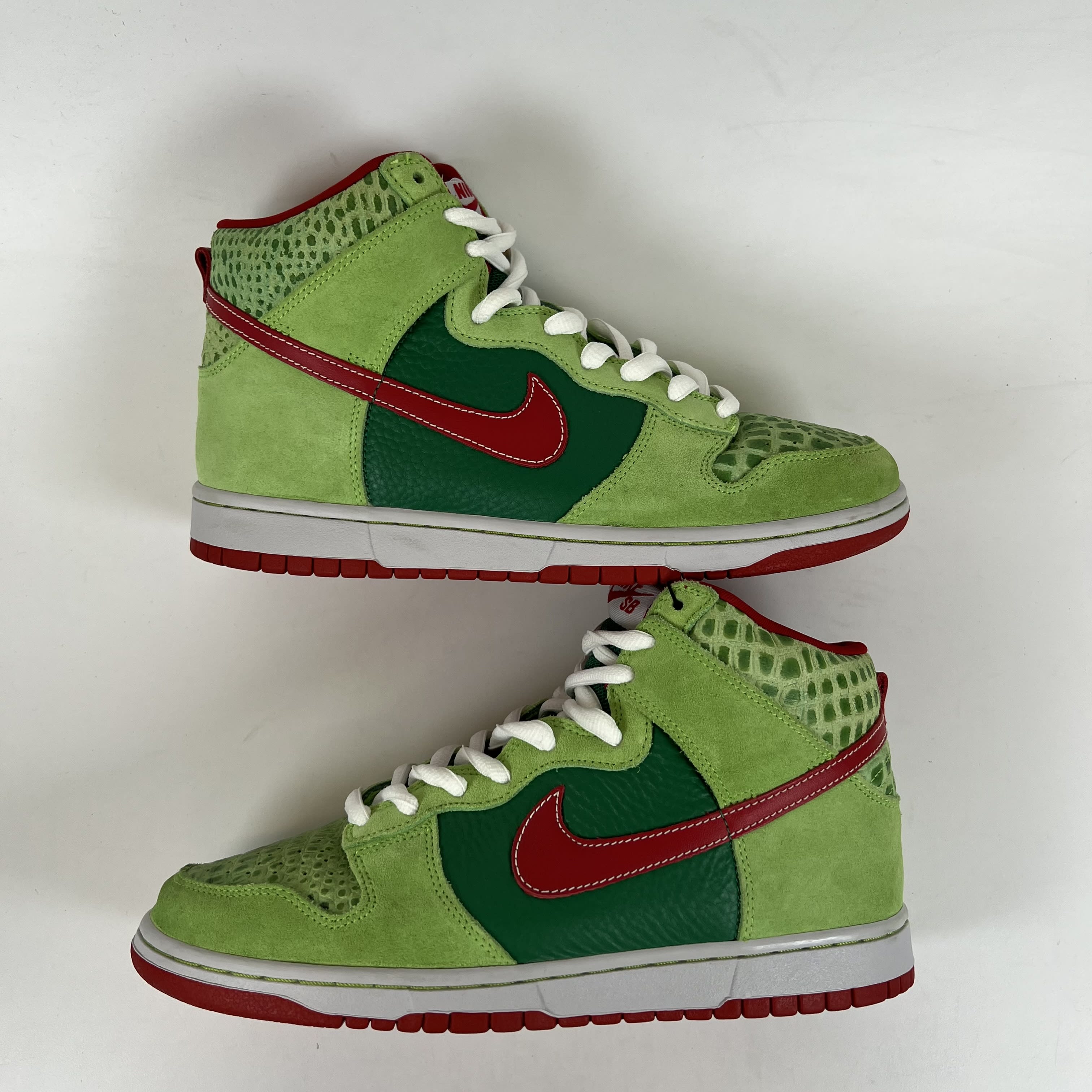SP12161 Nike SB Dunk High Pro Dr. Feelgood