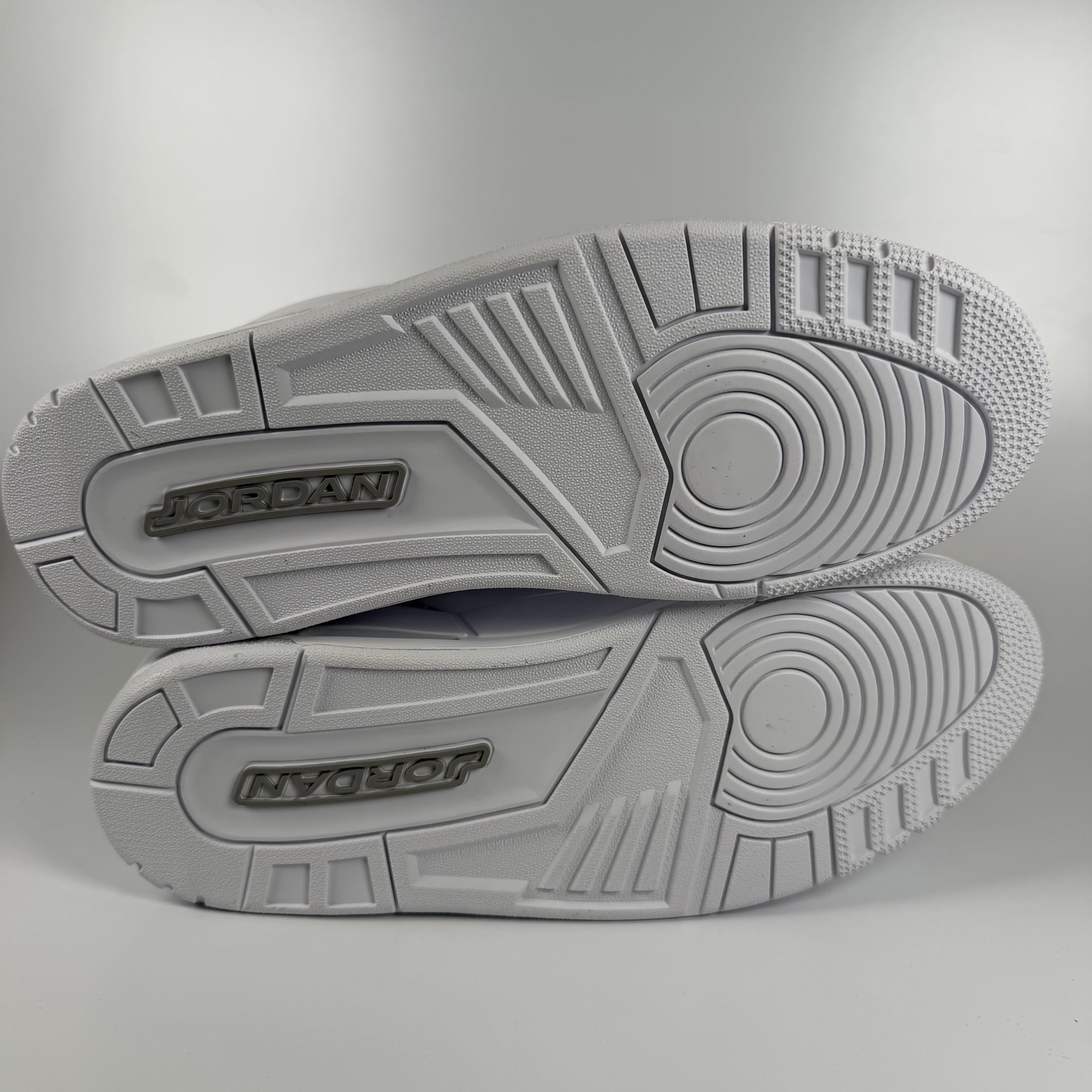 SP572 Jordan 3 Retro Pure Money (2025)