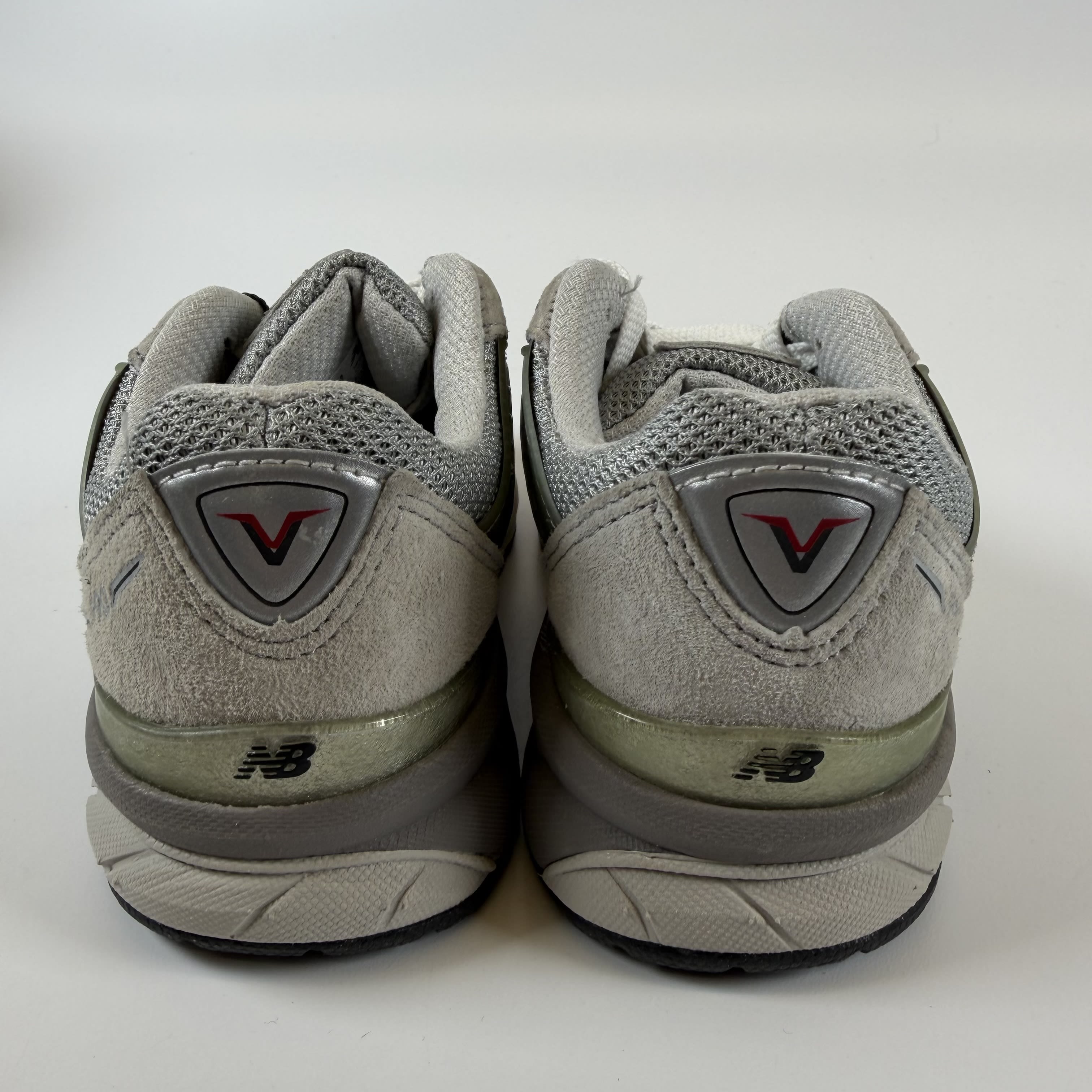 SP6409 New Balance 990v5 Grey (PS)