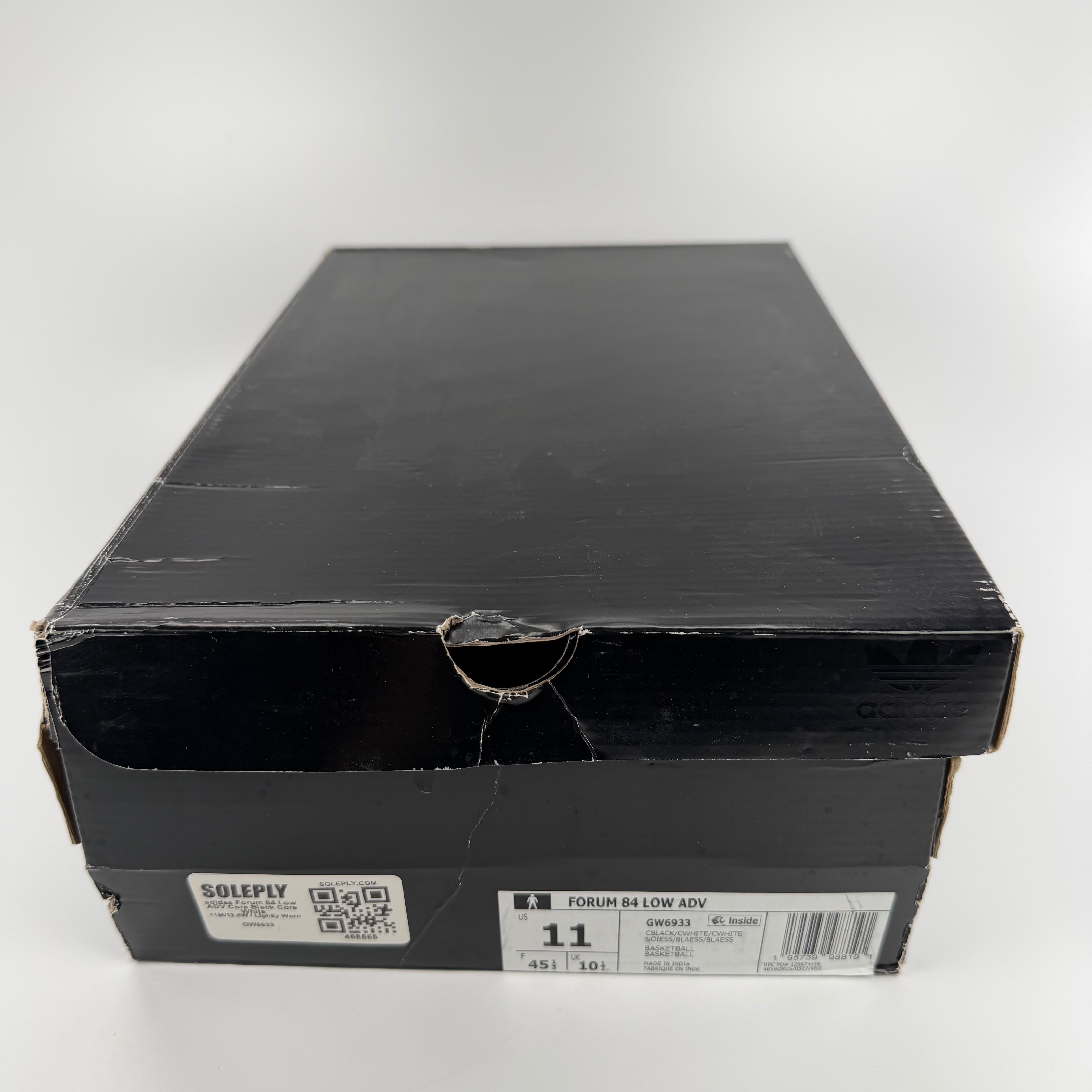 468565 adidas Forum 84 Low ADV Core Black Core White