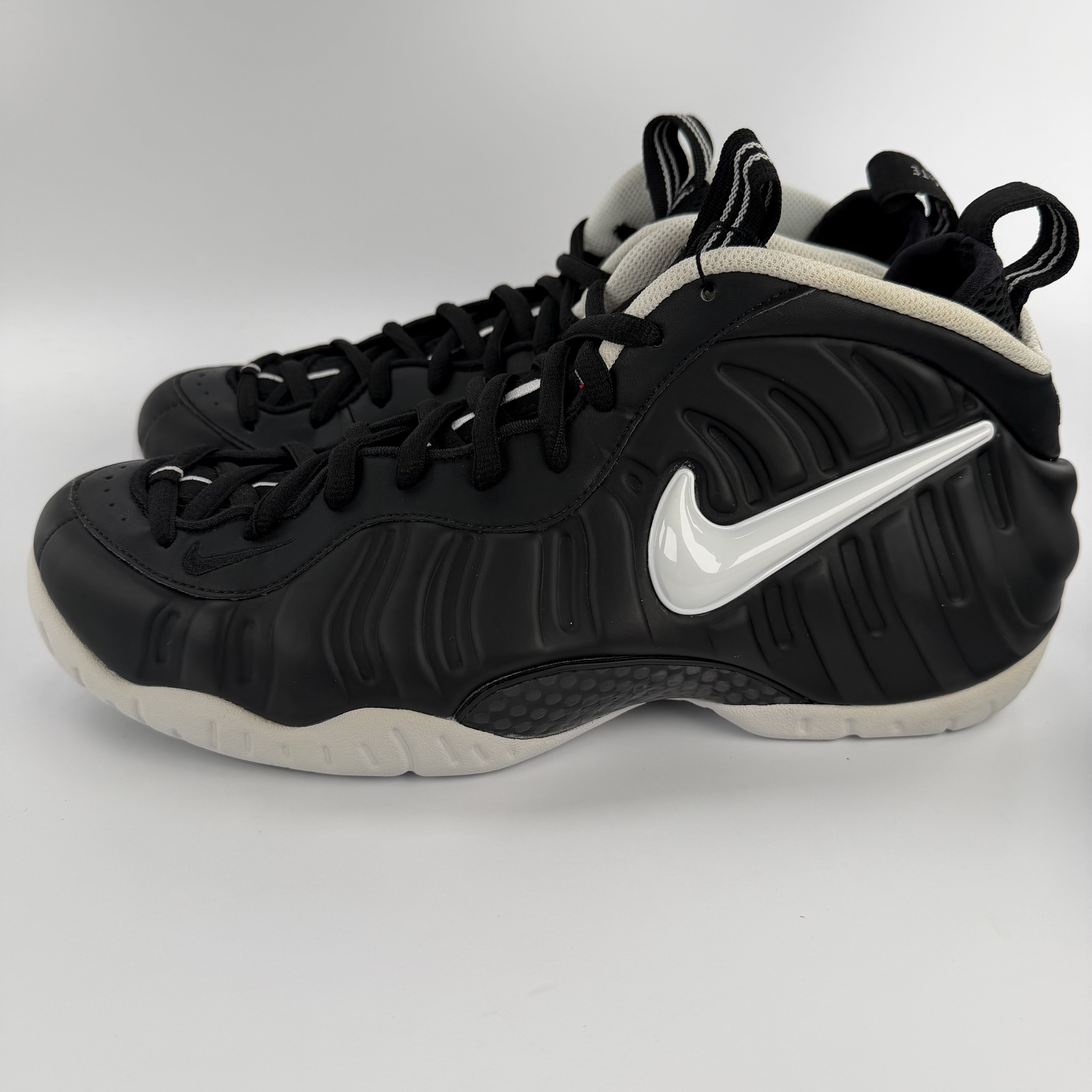 412900 Nike Air Foamposite Pro Dr. Doom (2016)
