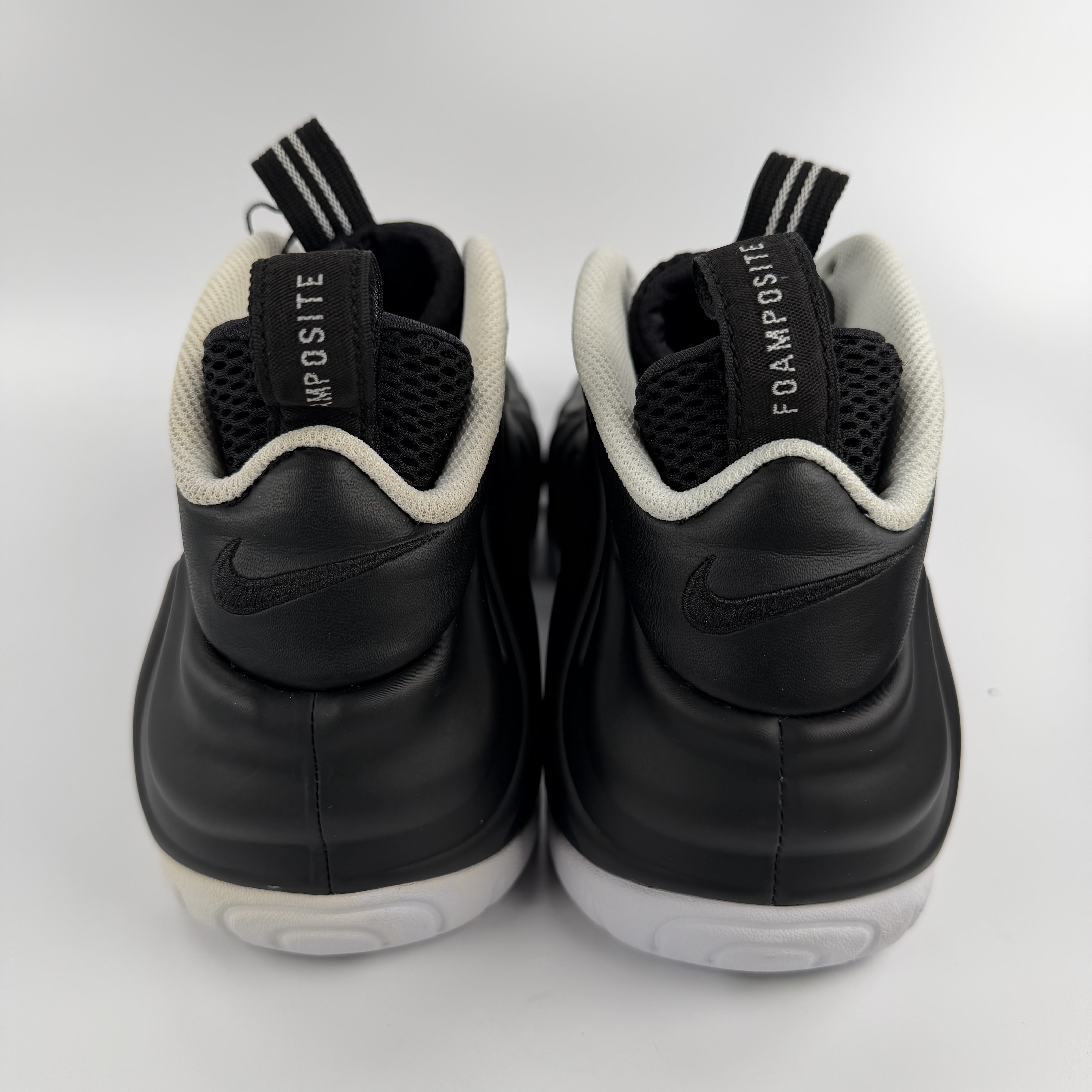 412900 Nike Air Foamposite Pro Dr. Doom (2016)