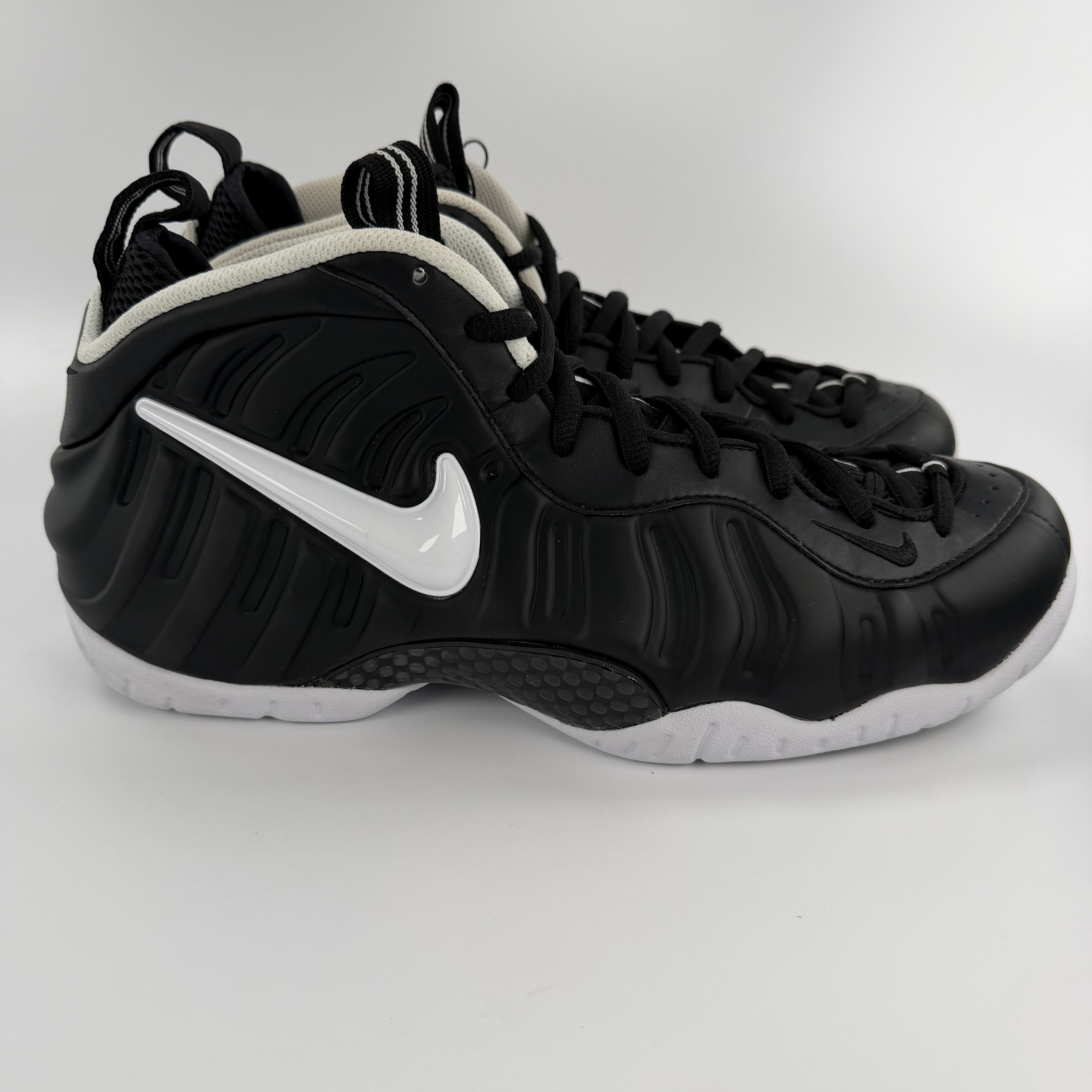 412900 Nike Air Foamposite Pro Dr. Doom (2016)
