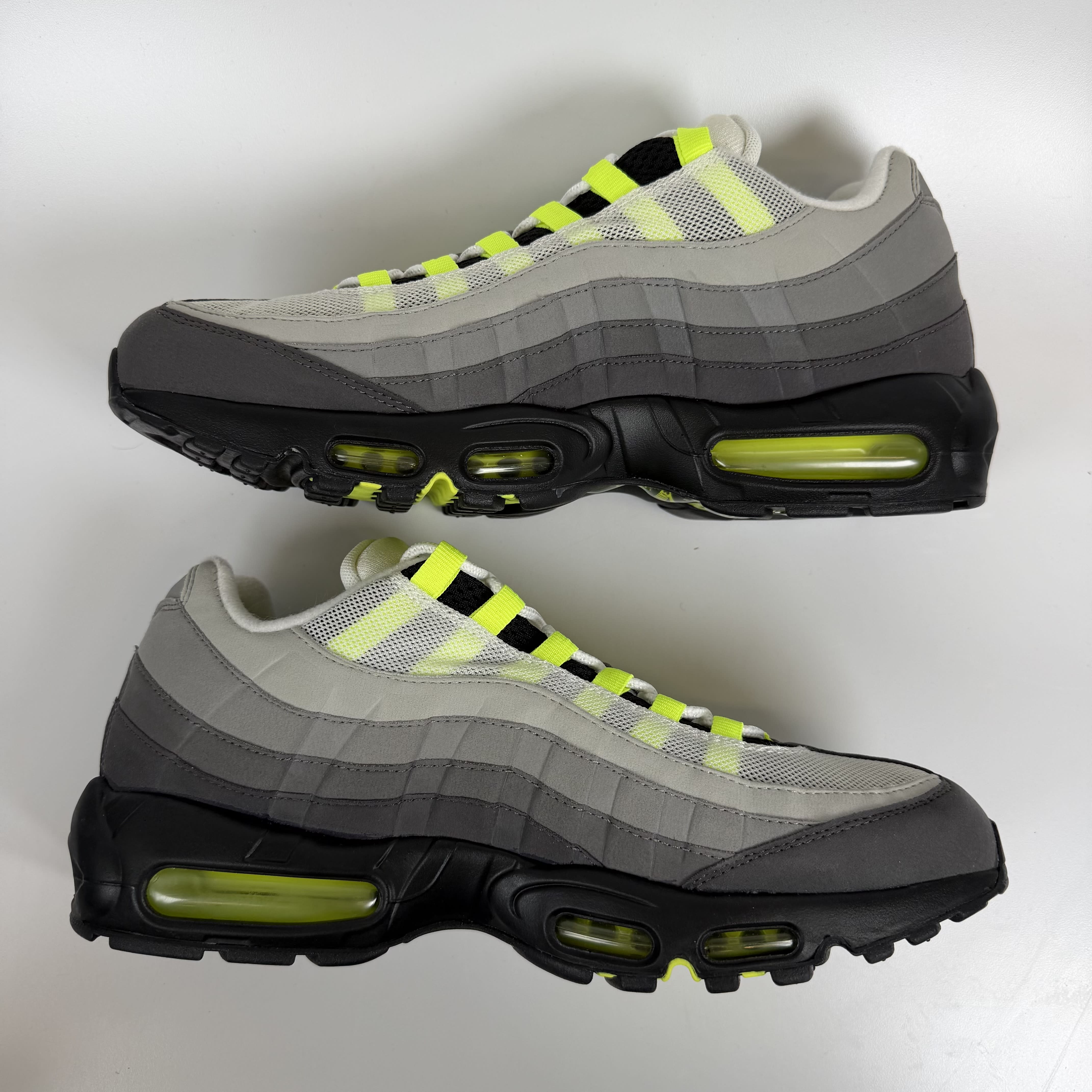 SP9731 Nike Air Max 95 OG Neon (2015)