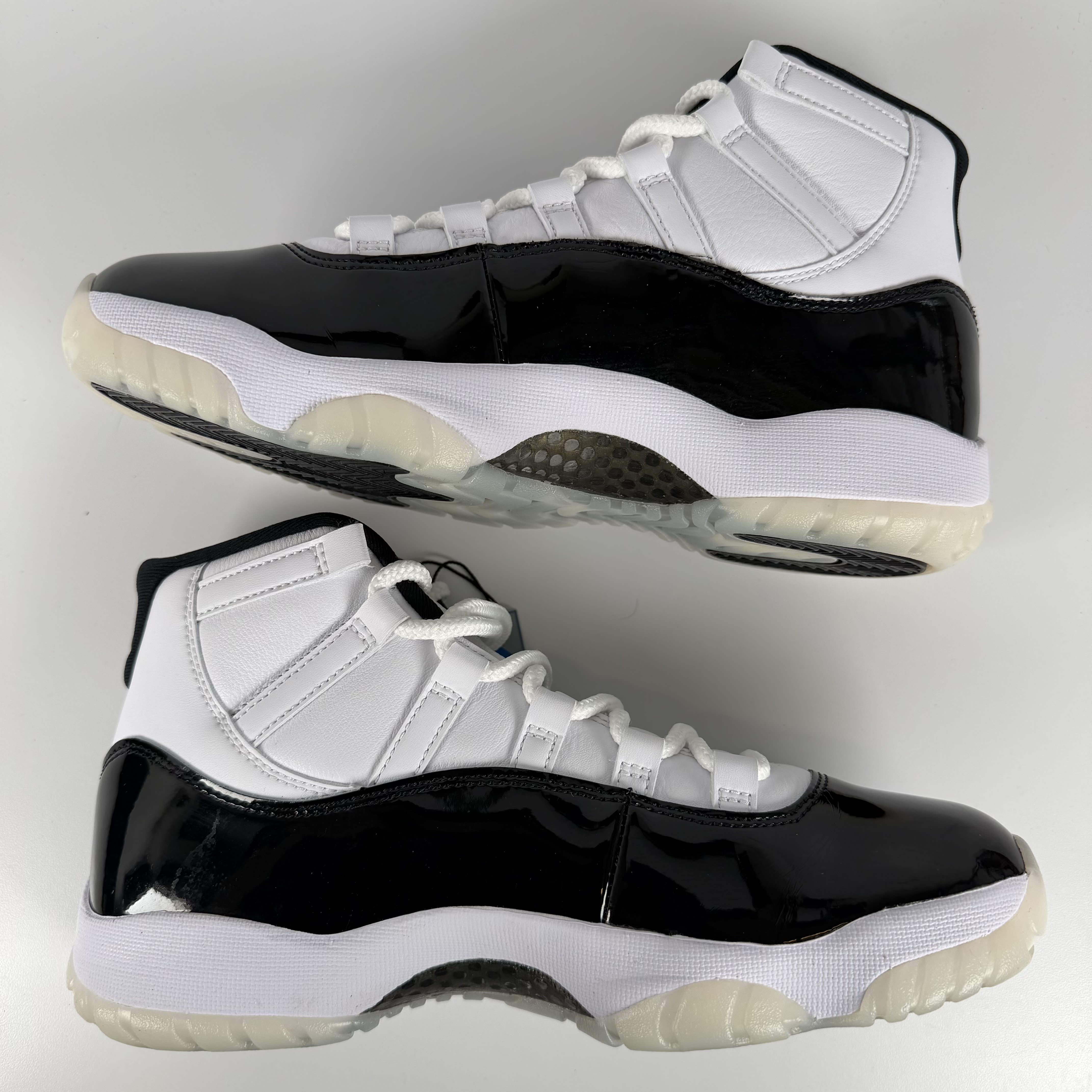 823519 Jordan 11 Retro DMP Gratitude (2023)