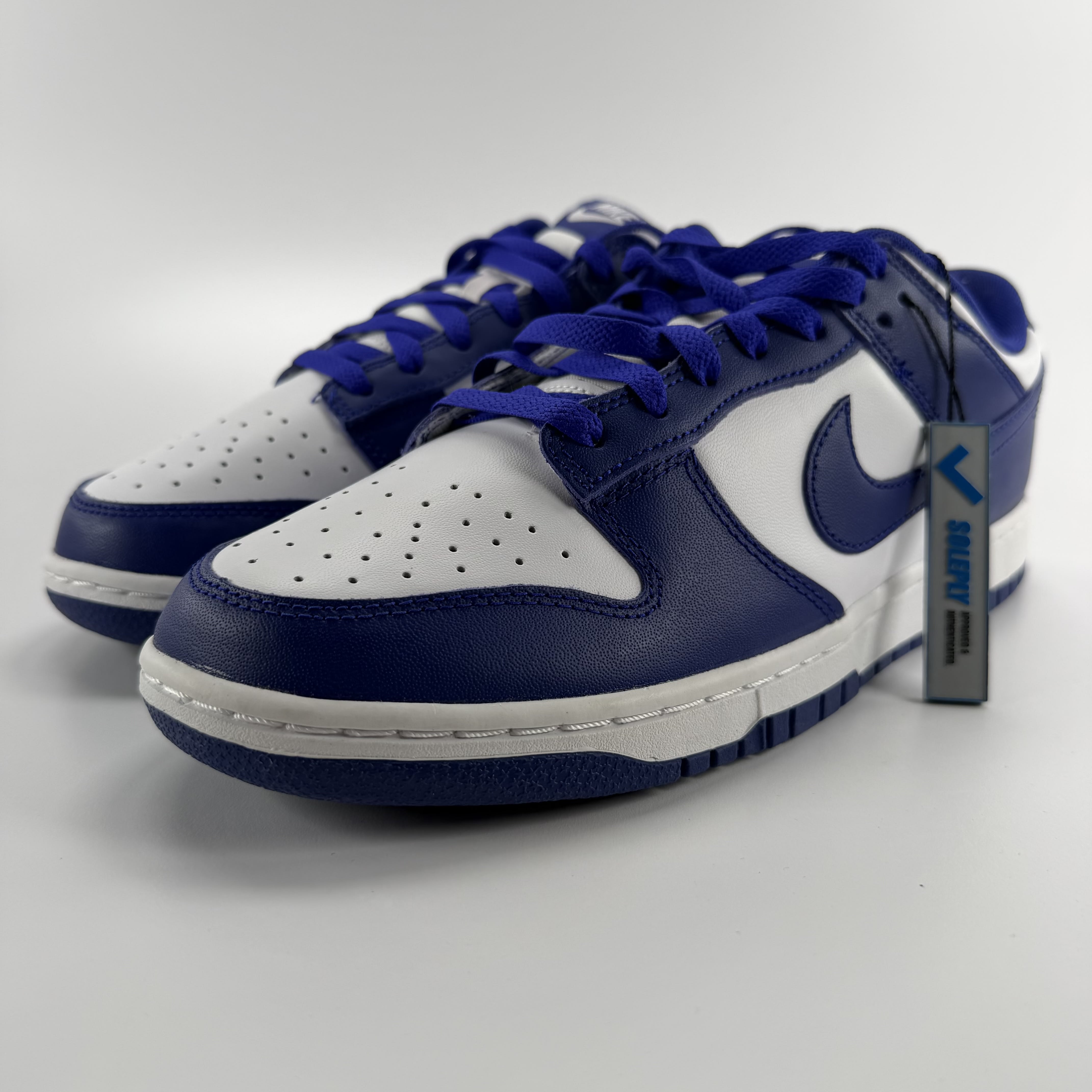 267117 Nike Dunk Low Concord