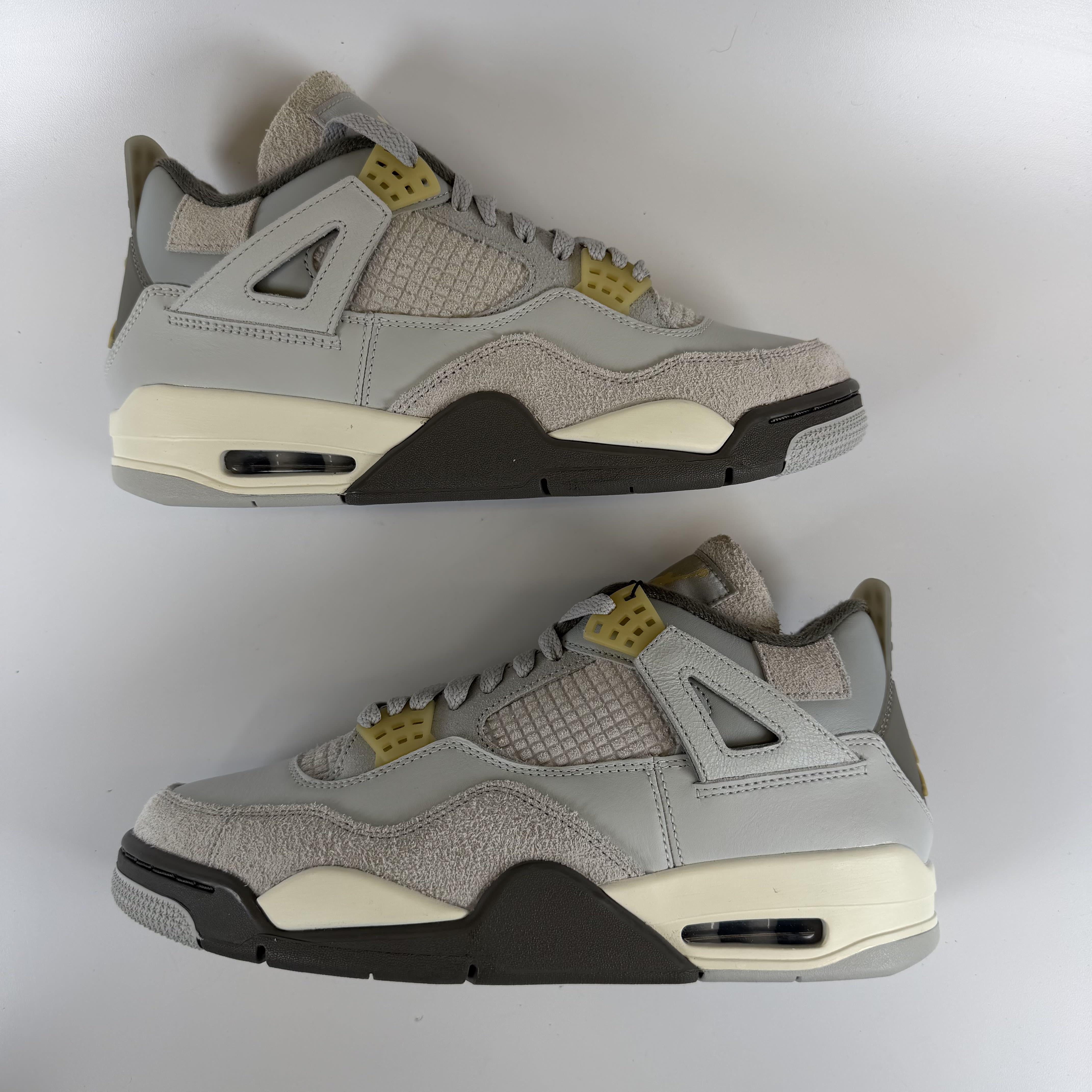 SP6482 Jordan 4 Retro SE Craft Photon Dust