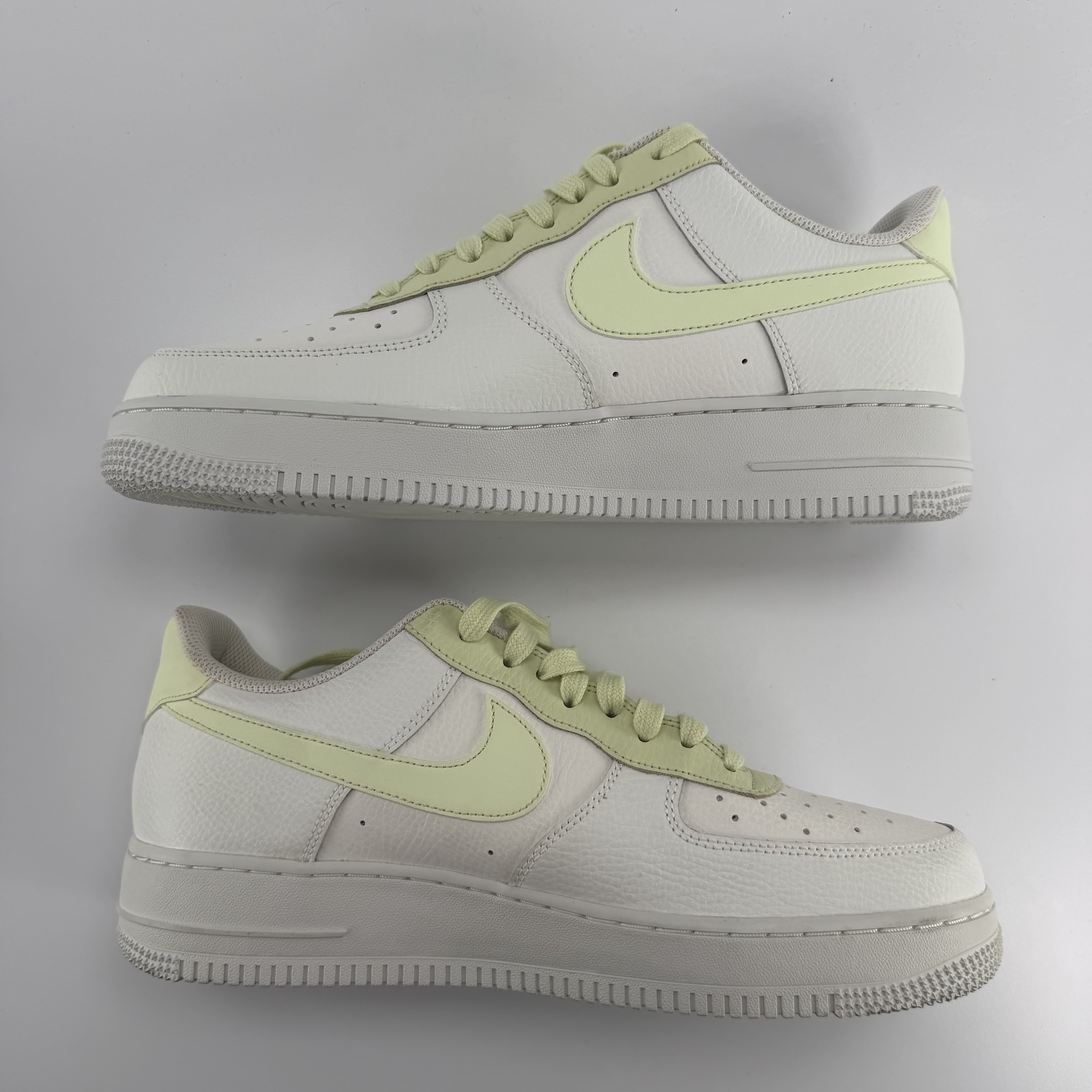 437140 Nike Air Force 1 Low '07 White Lime (Women's)