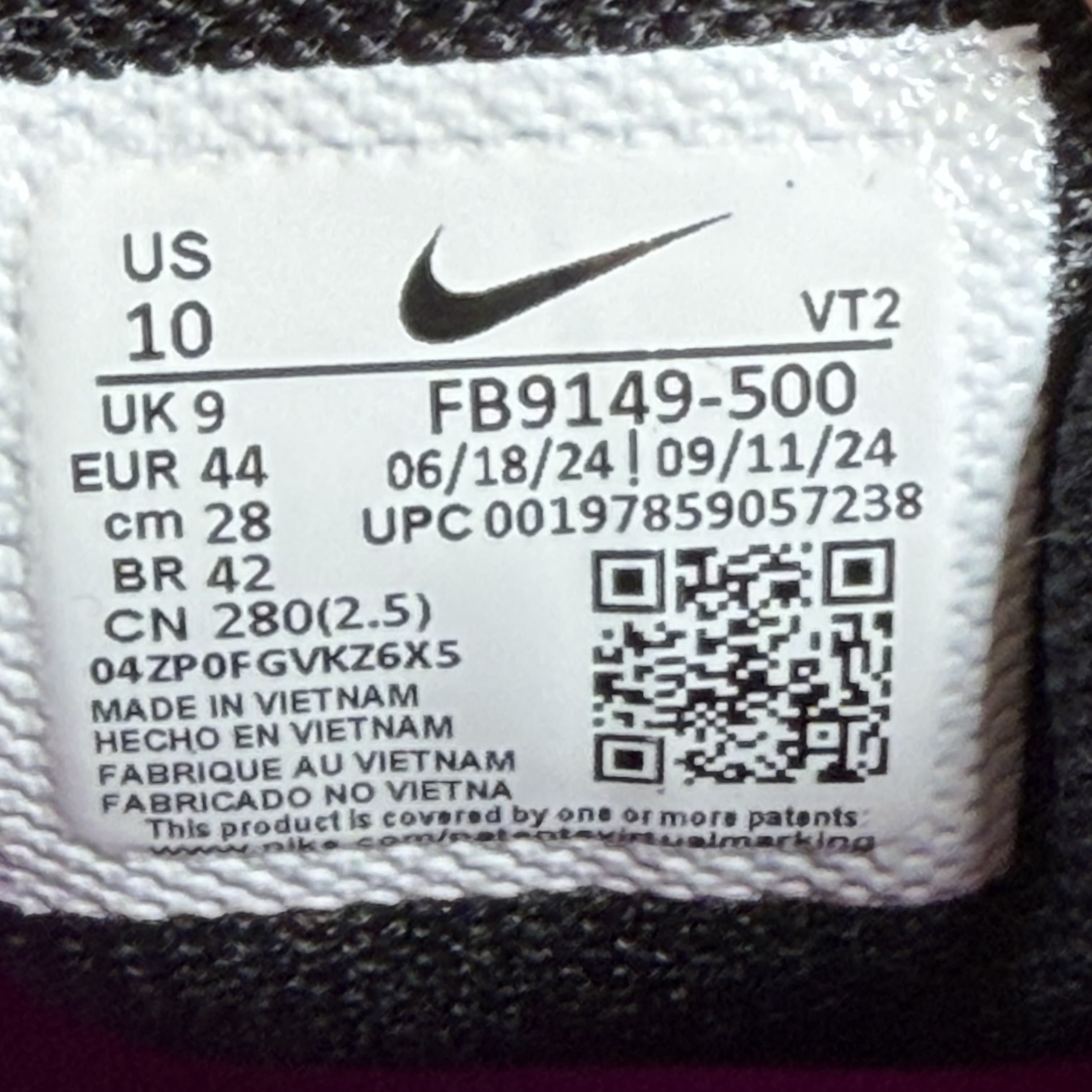 SP9161 Nike Zoom Vomero 5 Black Vivid Purple
