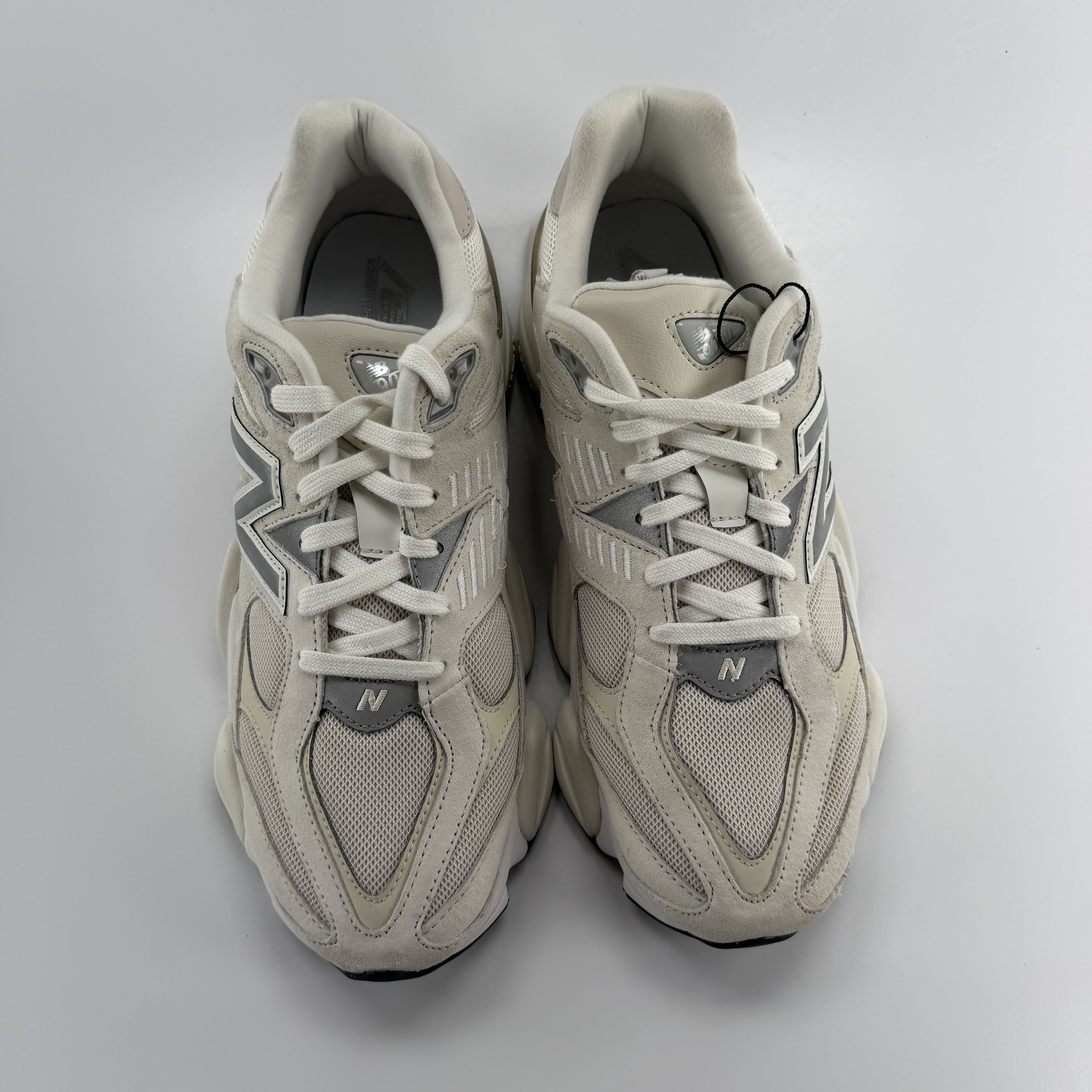 258155 New Balance 9060 Sea Salt Moonbeam