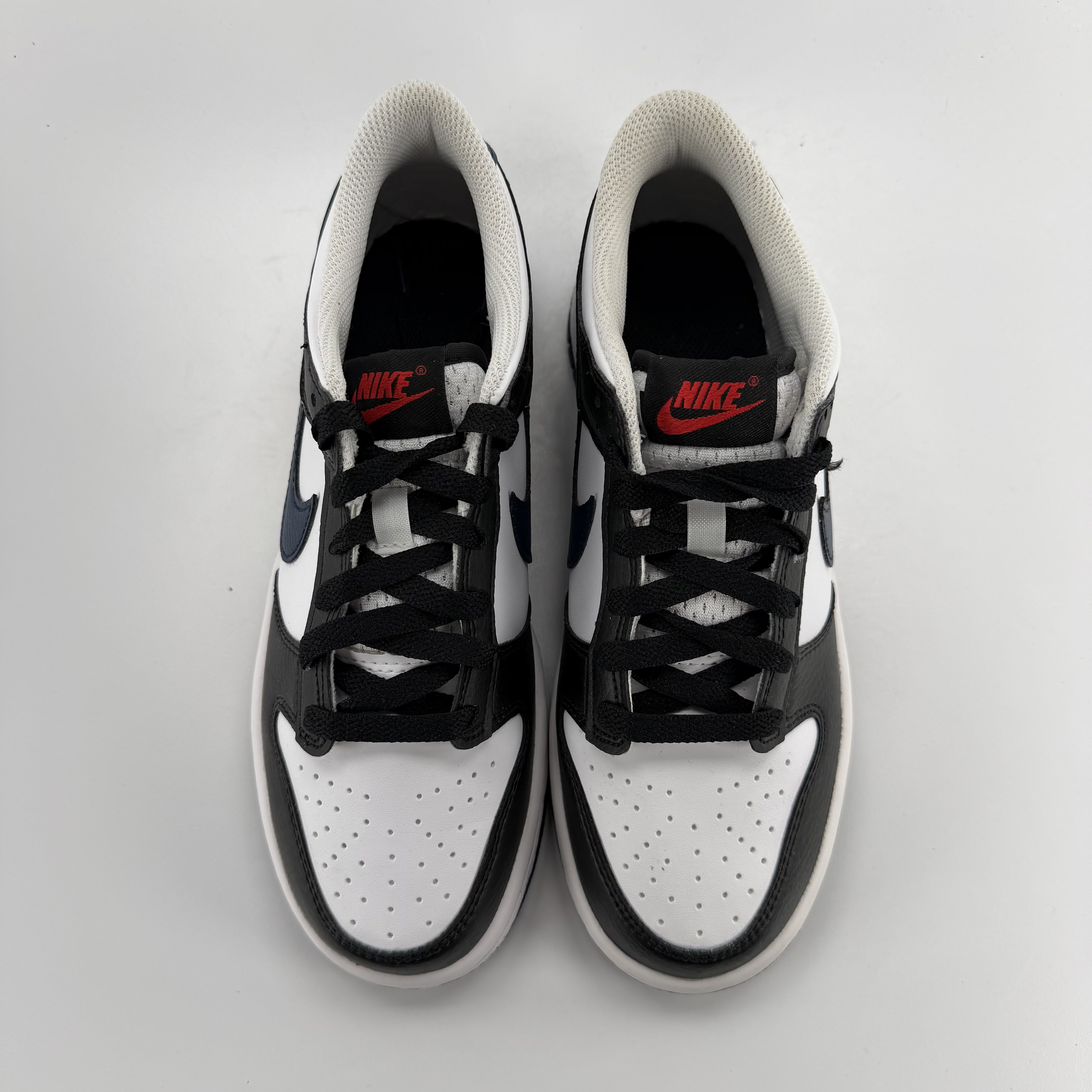 438655 Nike Dunk Low Black White Midnight Navy (GS)