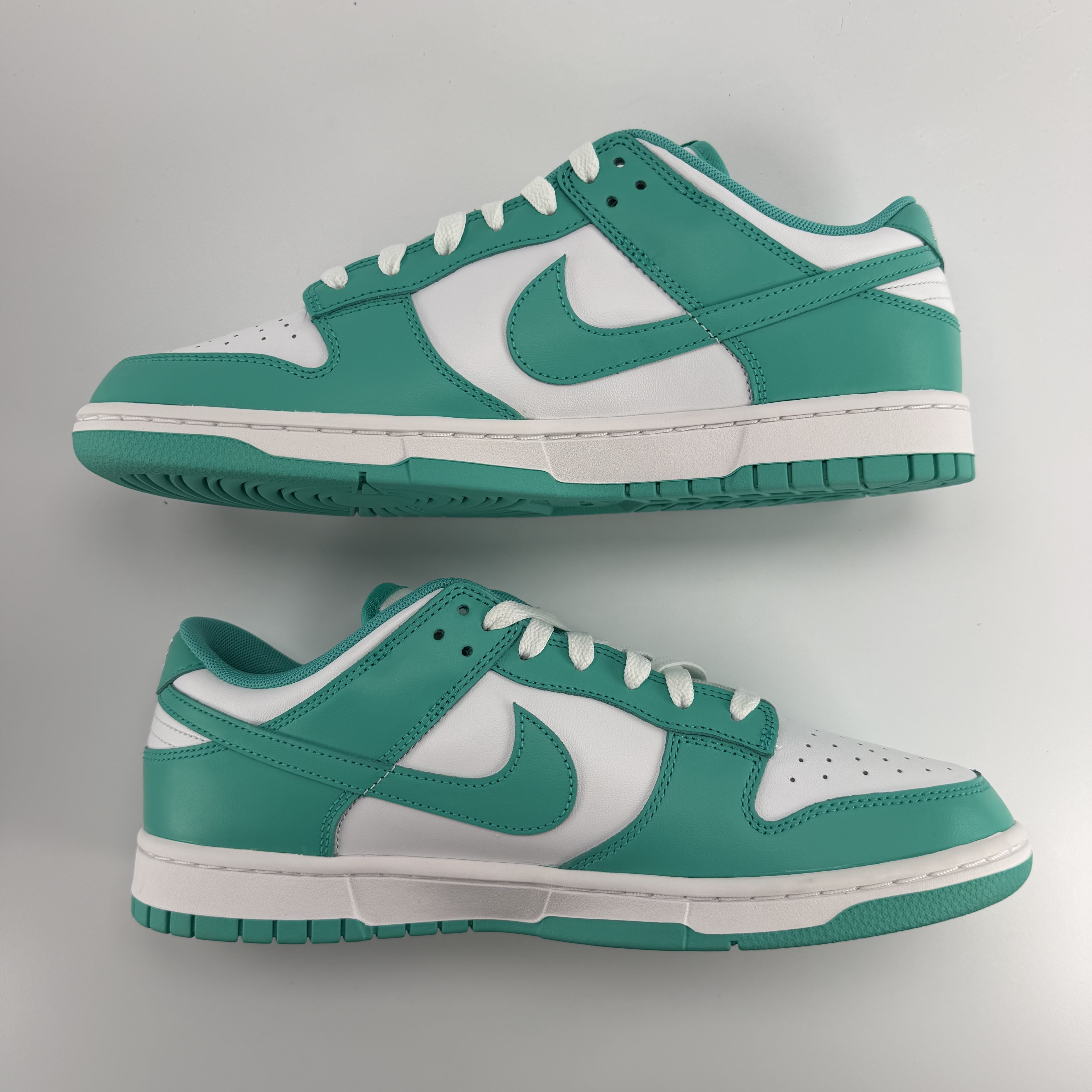 273285 Nike Dunk Low Clear Jade
