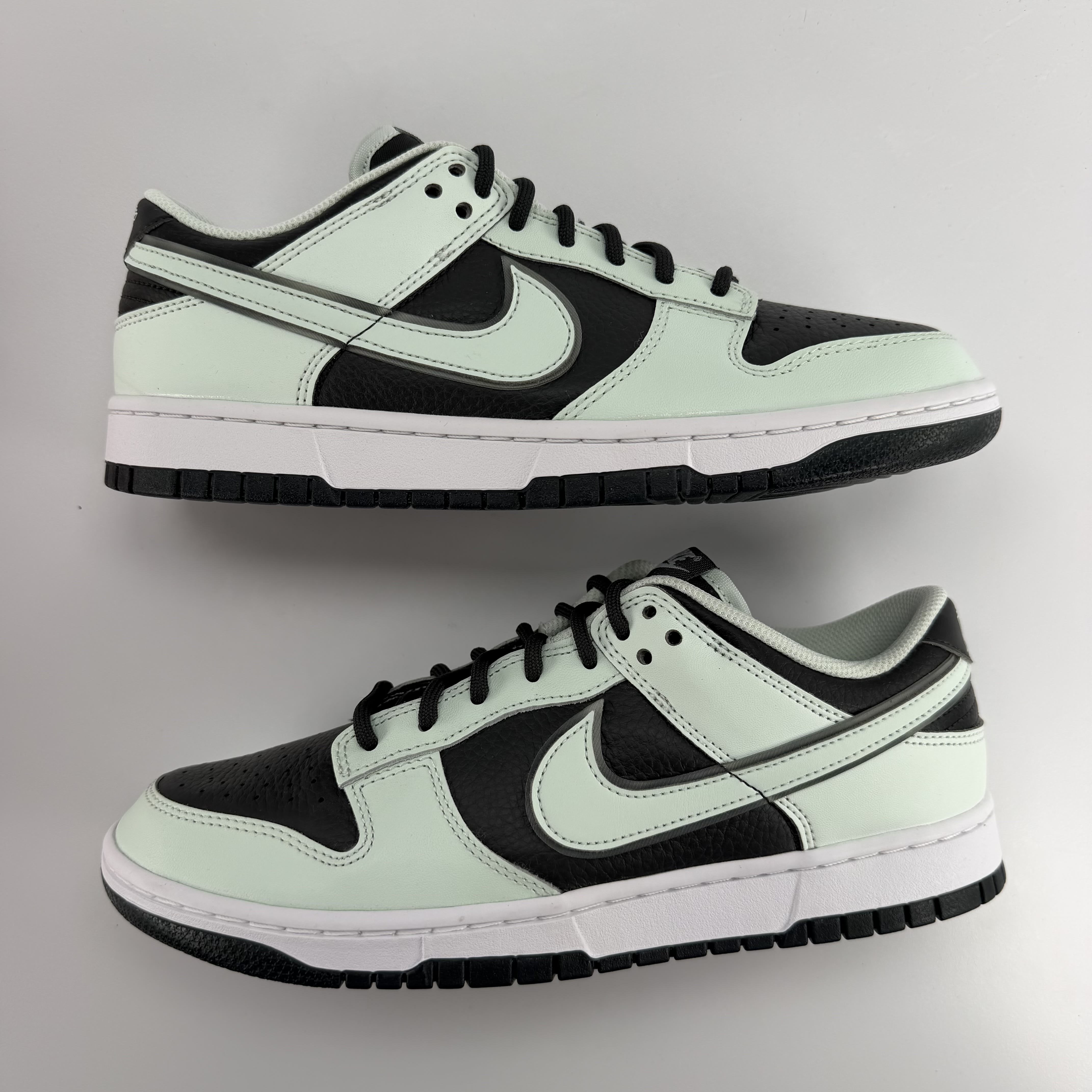 340792 Nike Dunk Low Dark Smoke Grey Barely Green