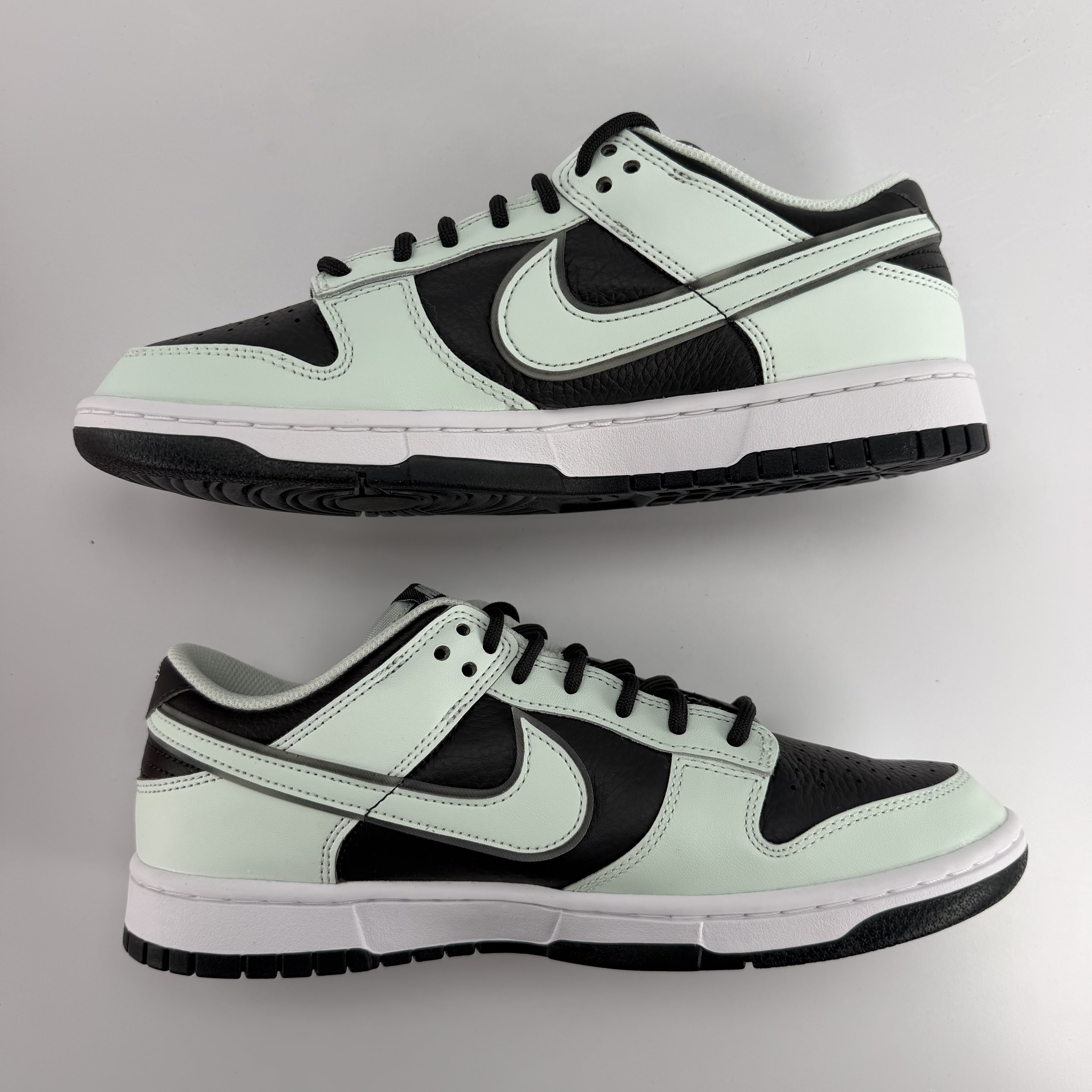 340792 Nike Dunk Low Dark Smoke Grey Barely Green