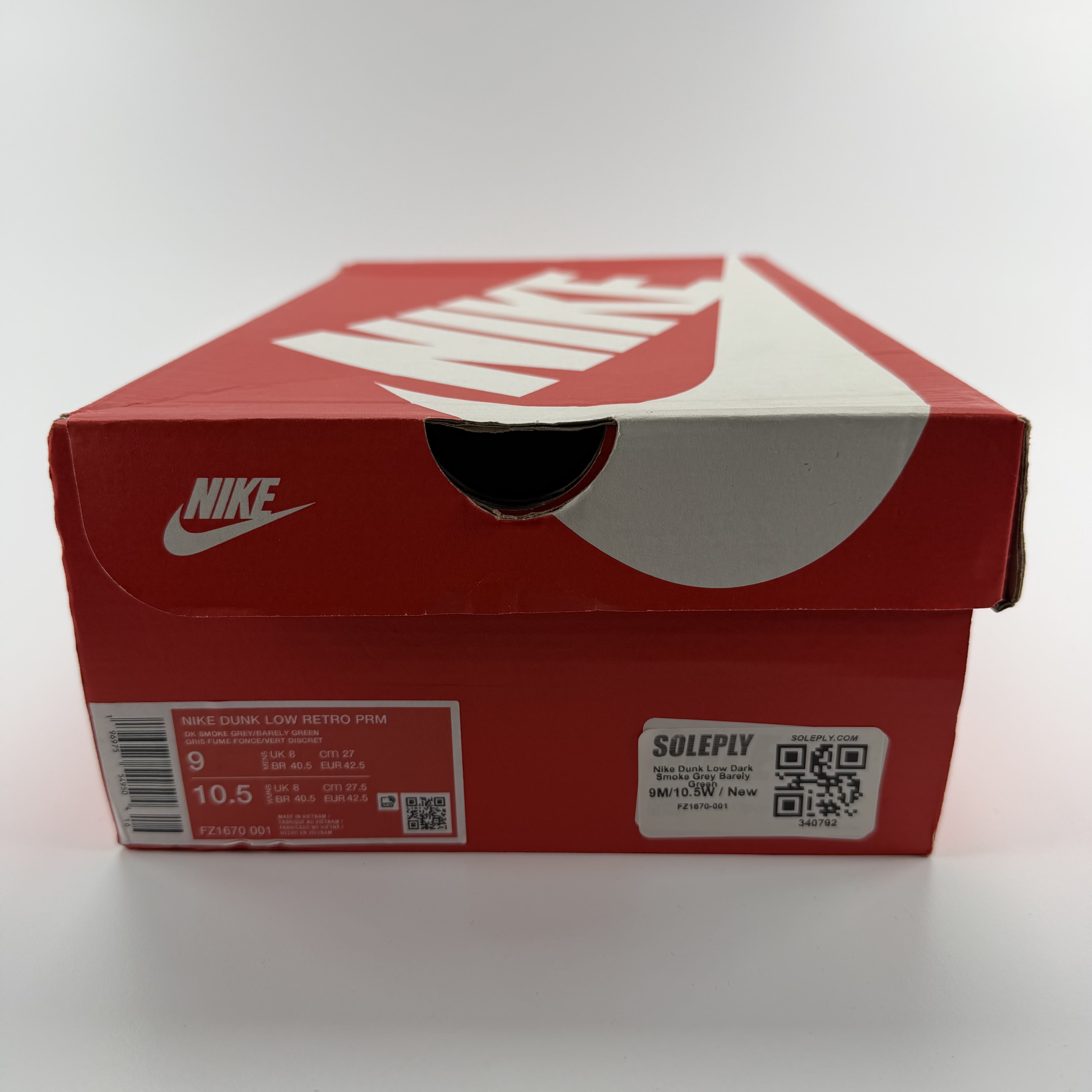 340792 Nike Dunk Low Dark Smoke Grey Barely Green