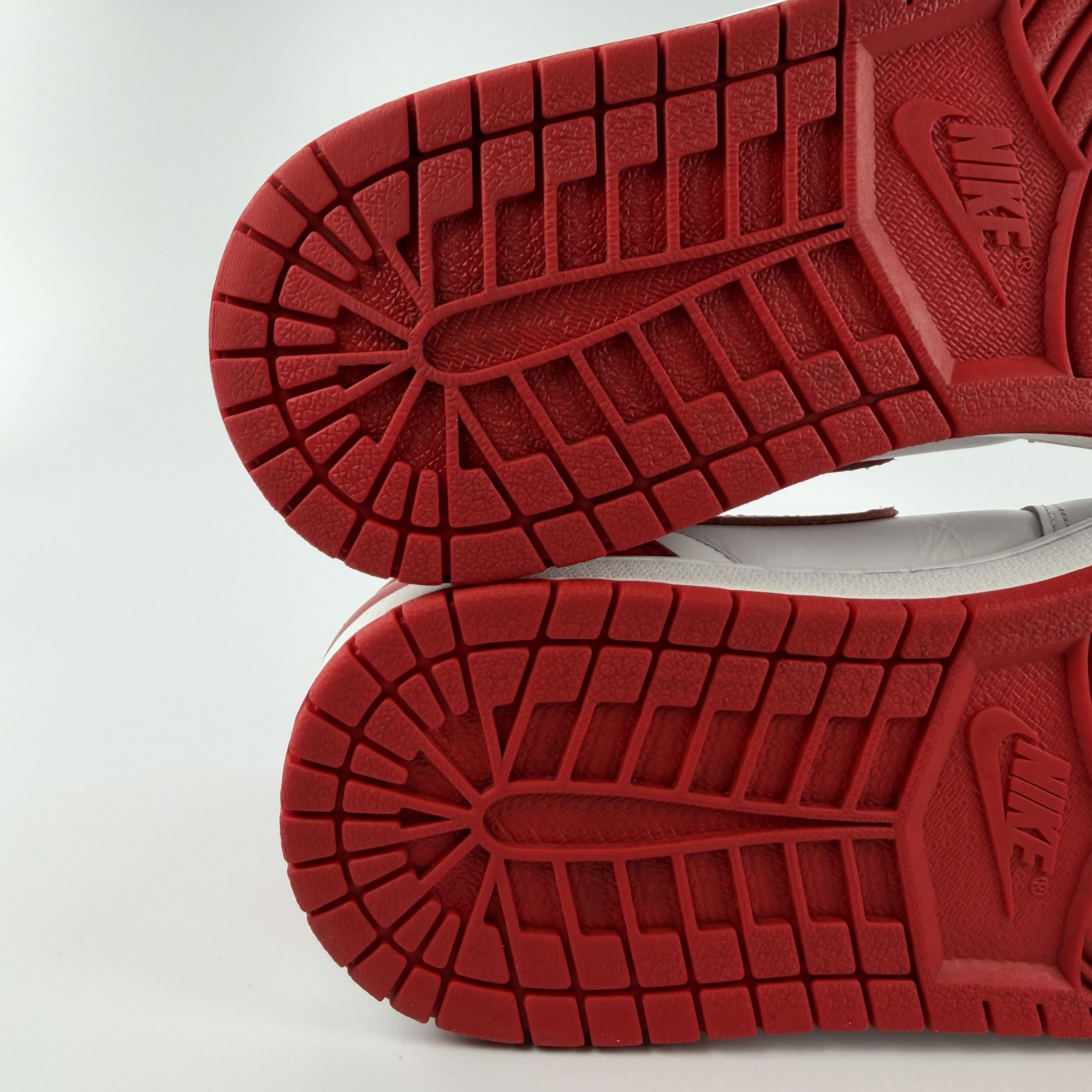 492363 Jordan 1 Retro High OG Heritage