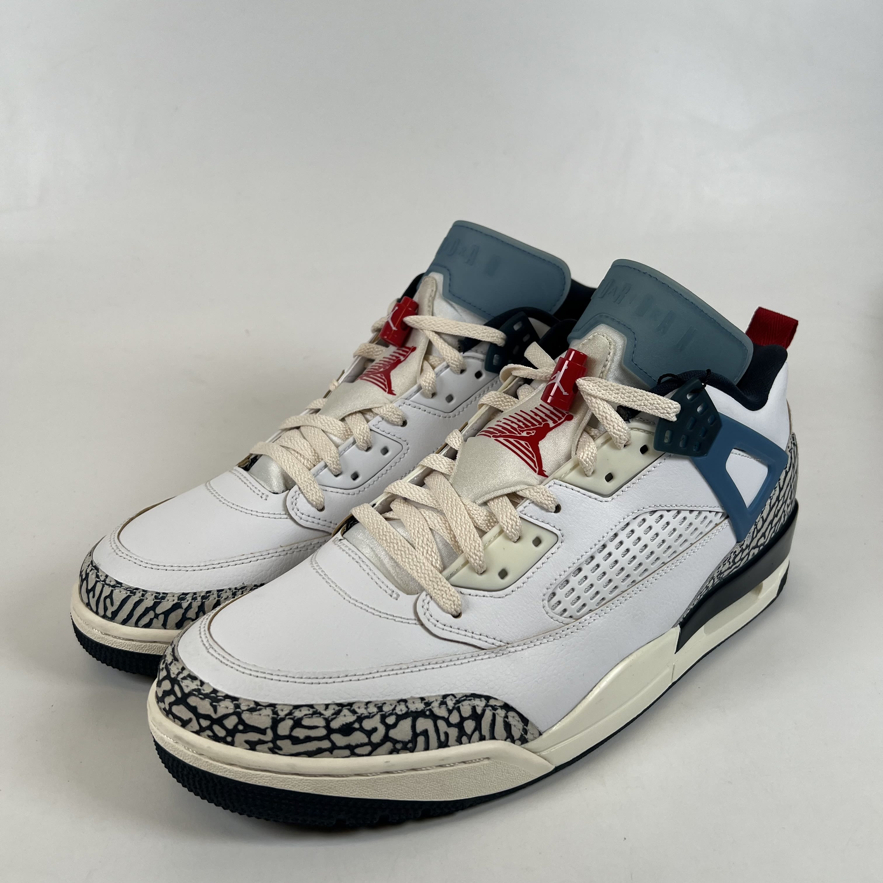 SP11755 Jordan Spizike Low Motion Pack