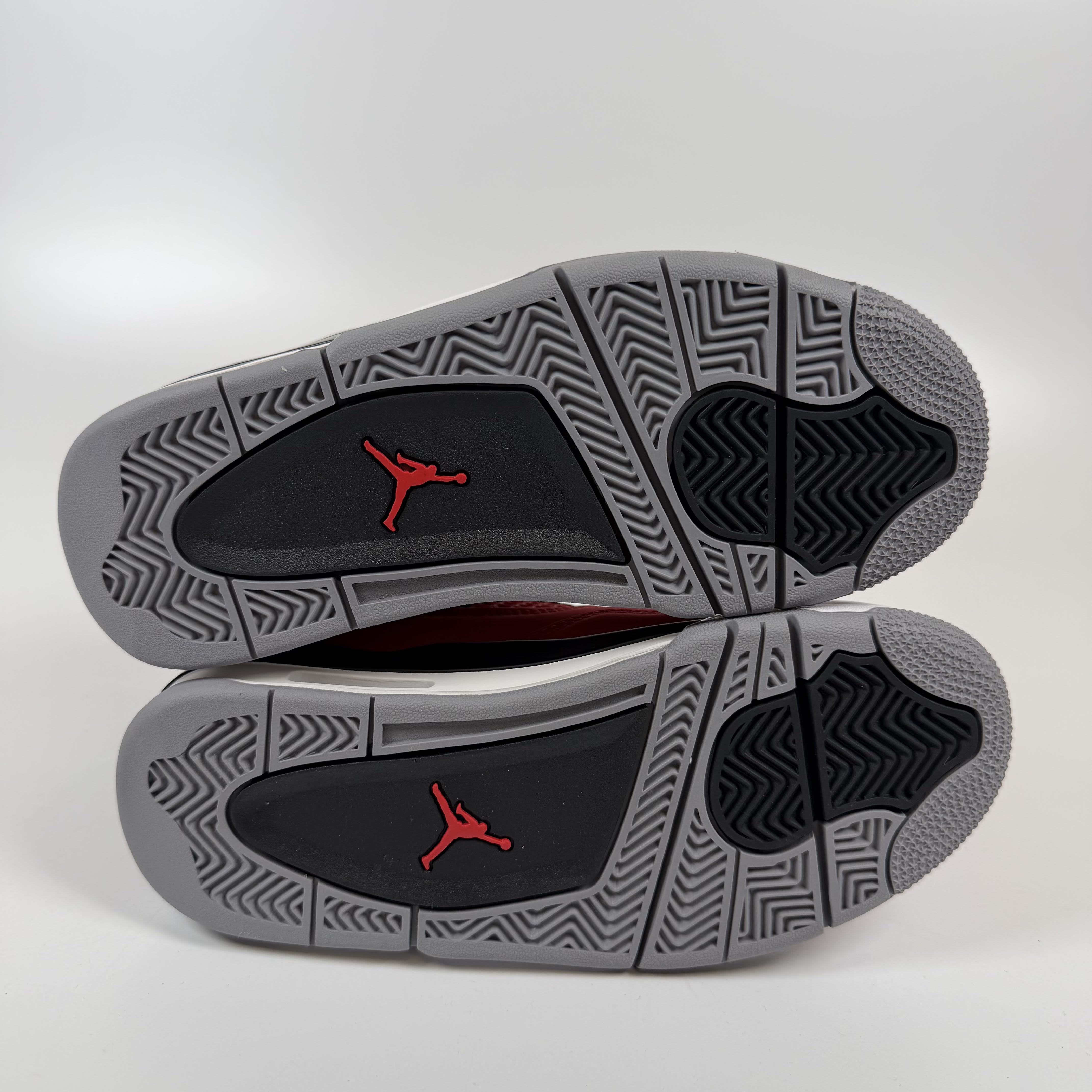 SP10133 Jordan 4 Retro Toro Bravo (2026) (GS)