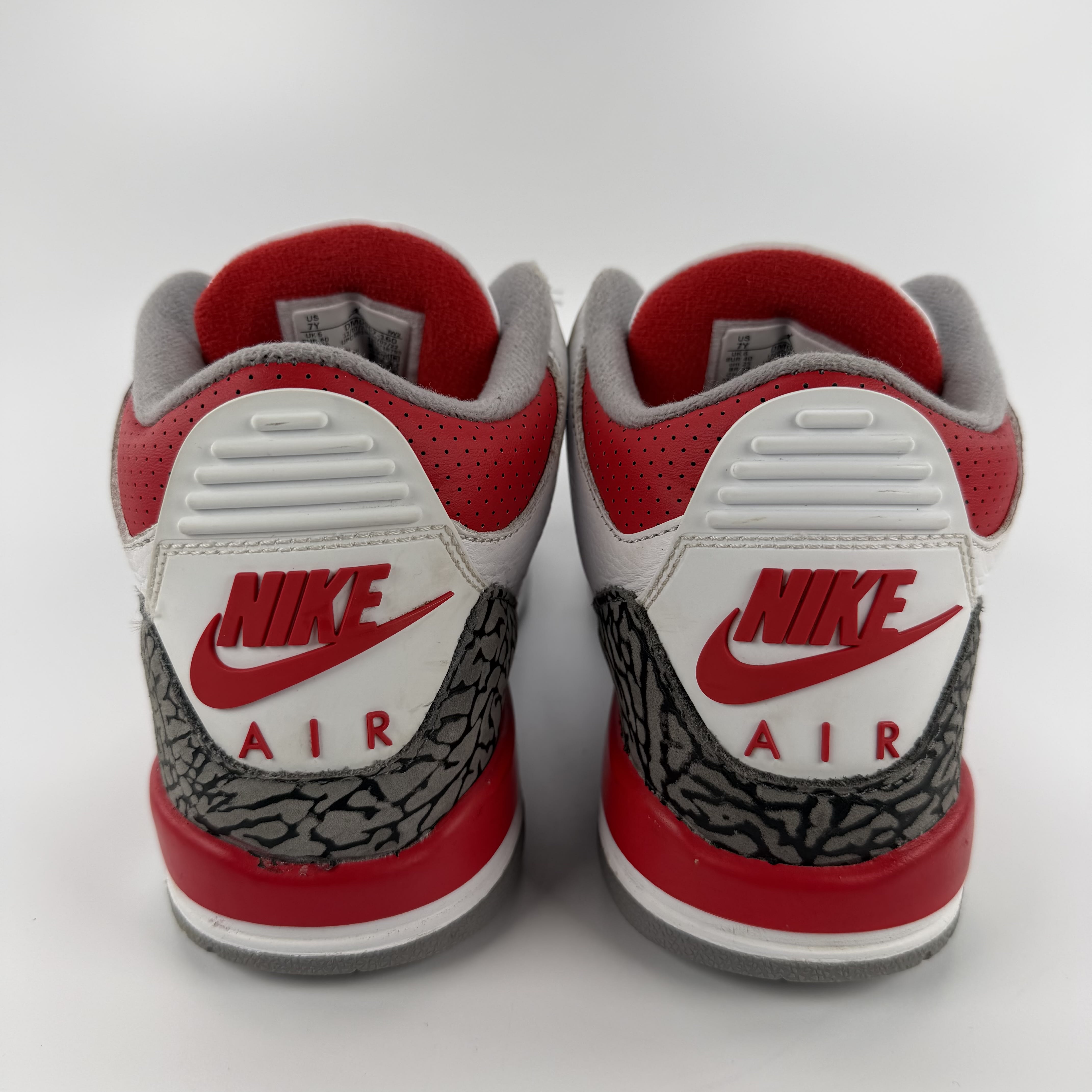 625949 Jordan 3 Retro Fire Red (2022) (GS)