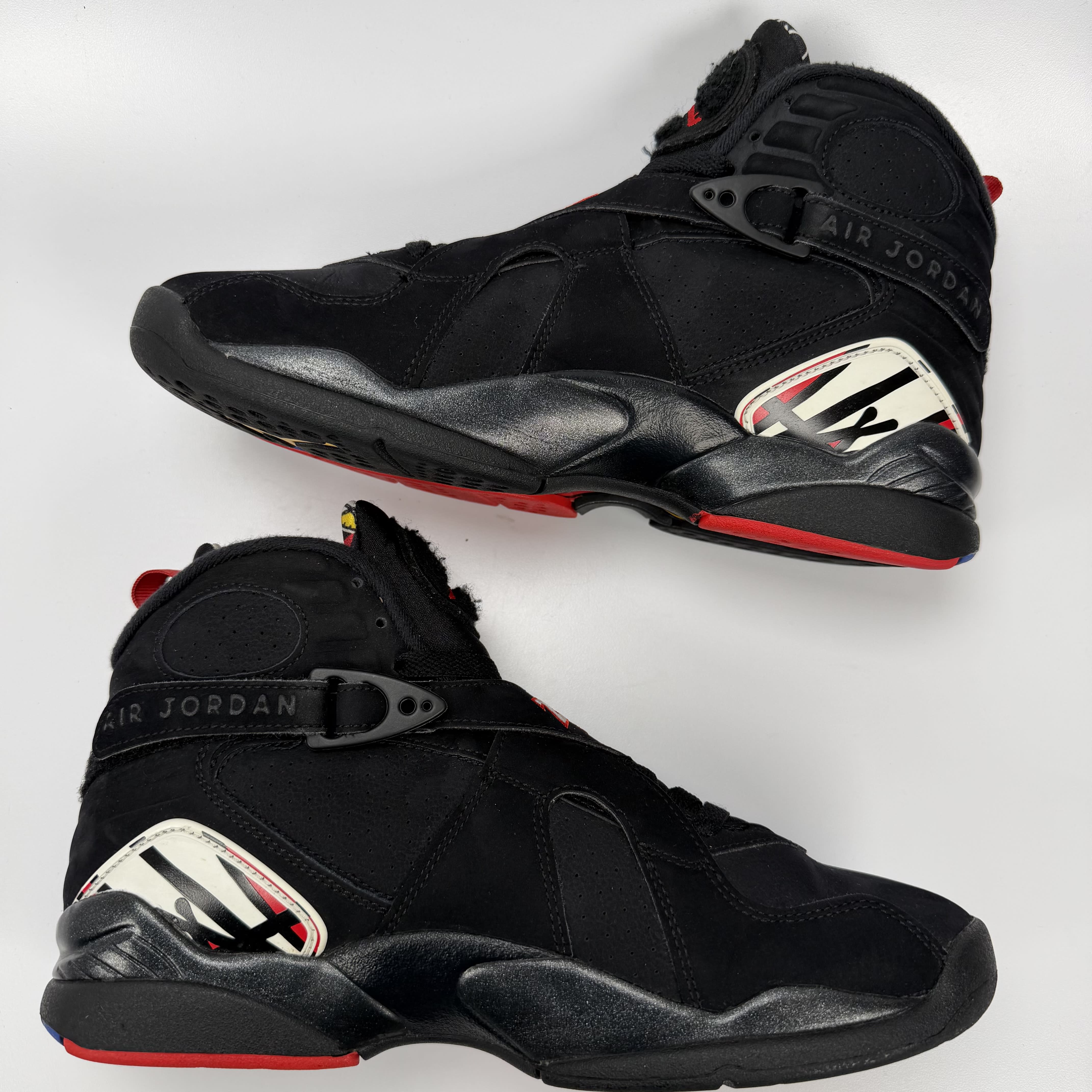 820640 Jordan 8 Retro Playoffs (2023)