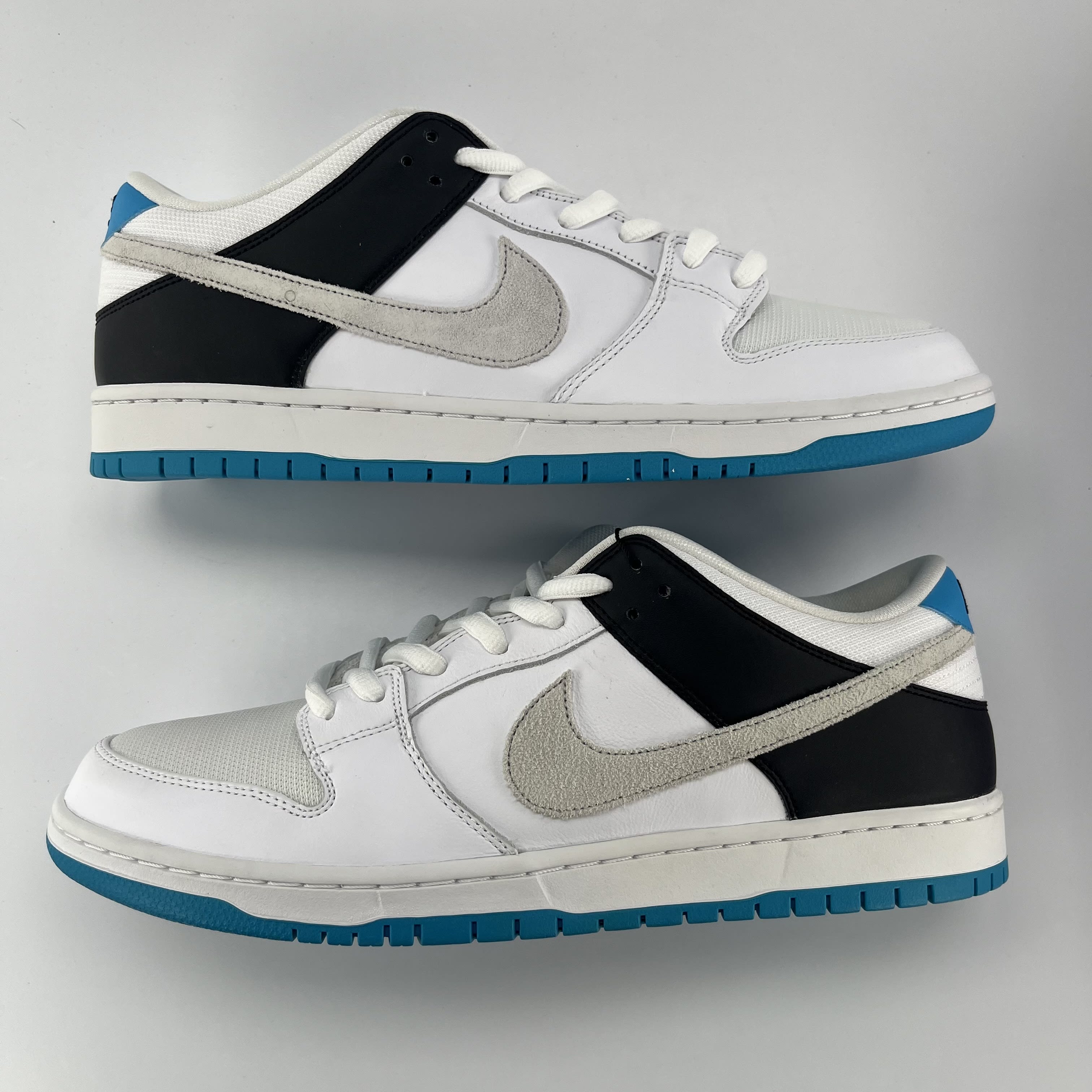 280791 Dunk Low Pro SB 'Laser Blue'