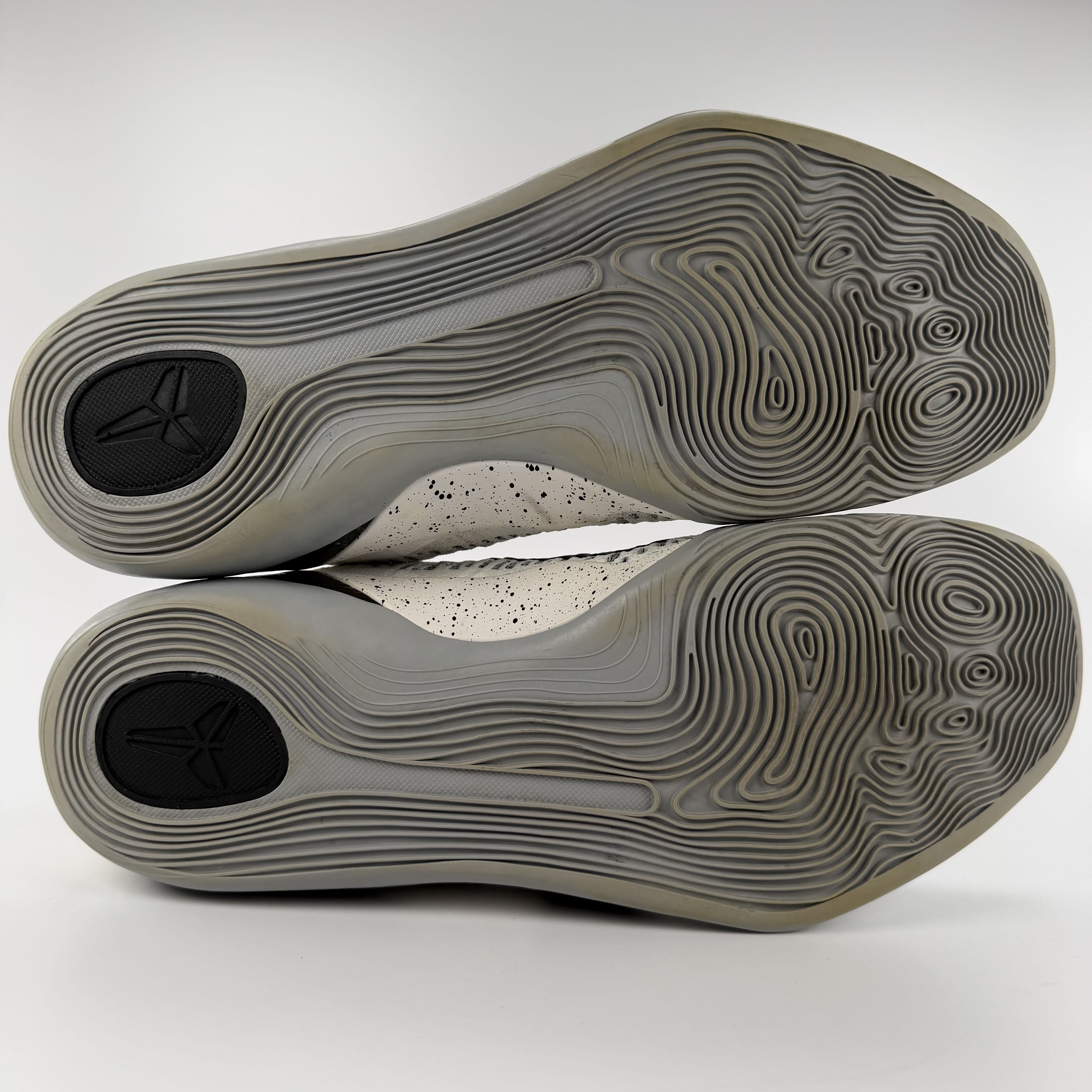 514275 Nike Kobe 9 Elite Low Beethoven