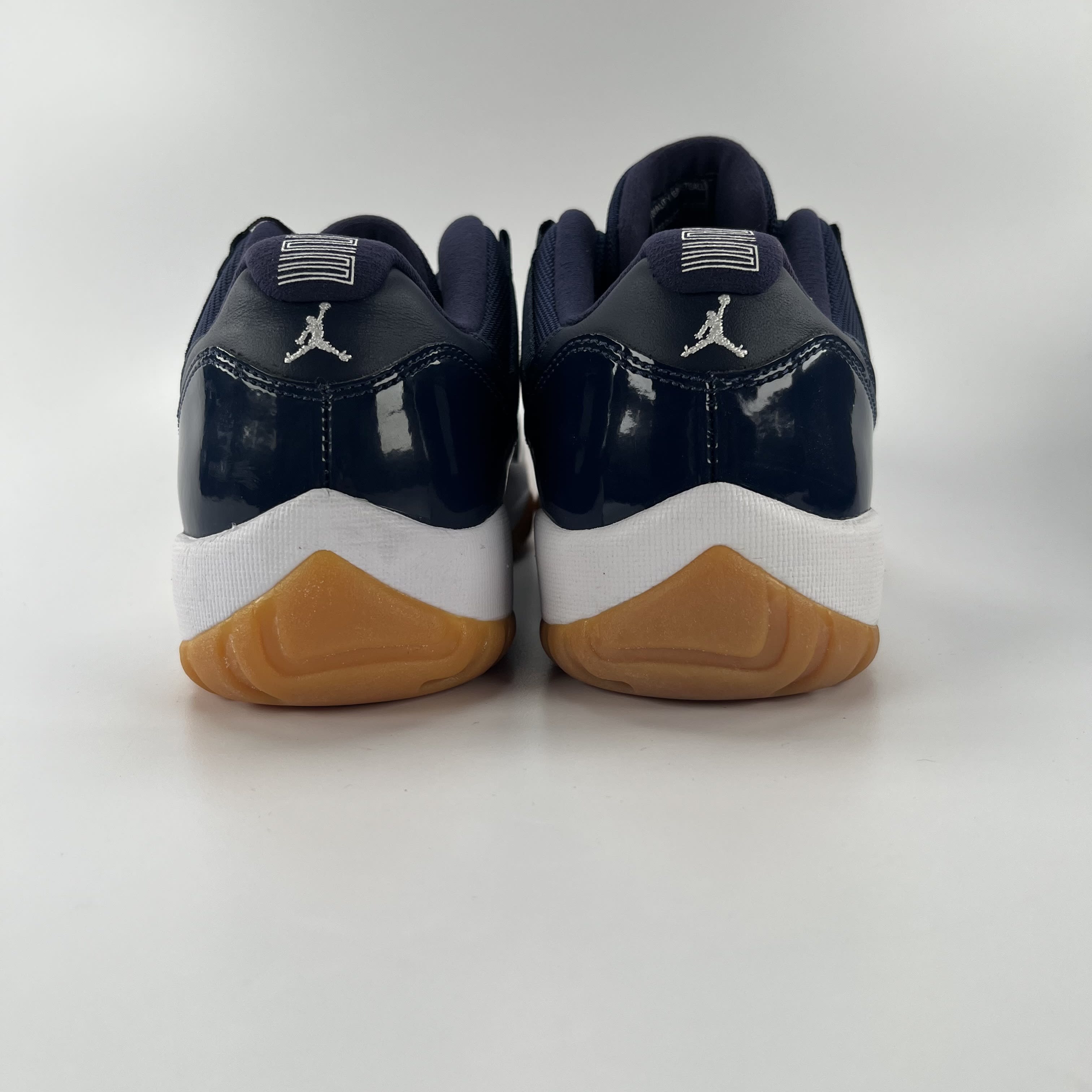 281235 Air Jordan 11 Retro Low 'Navy Gum'