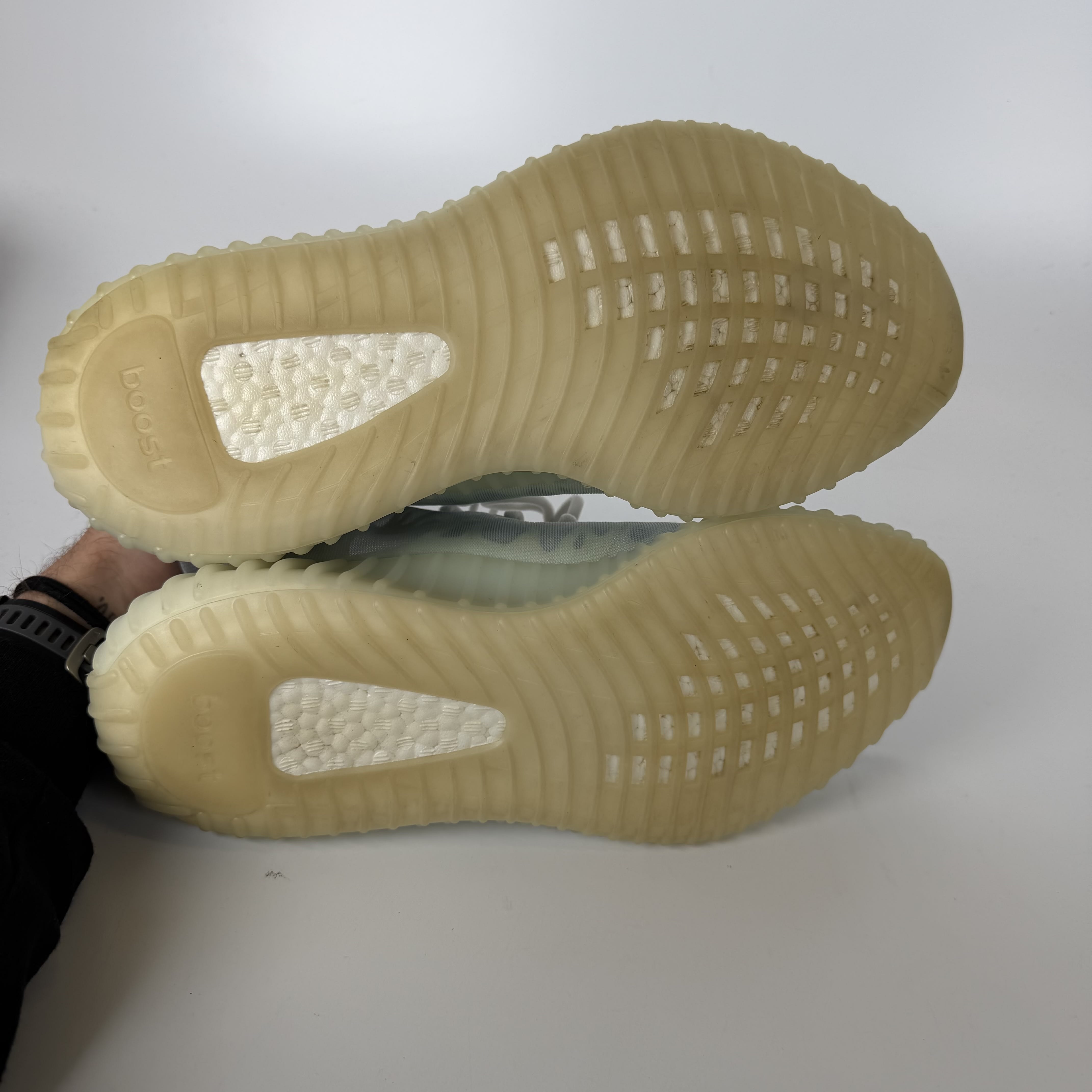 635544 adidas Yeezy Boost 350 V2 Mono Ice