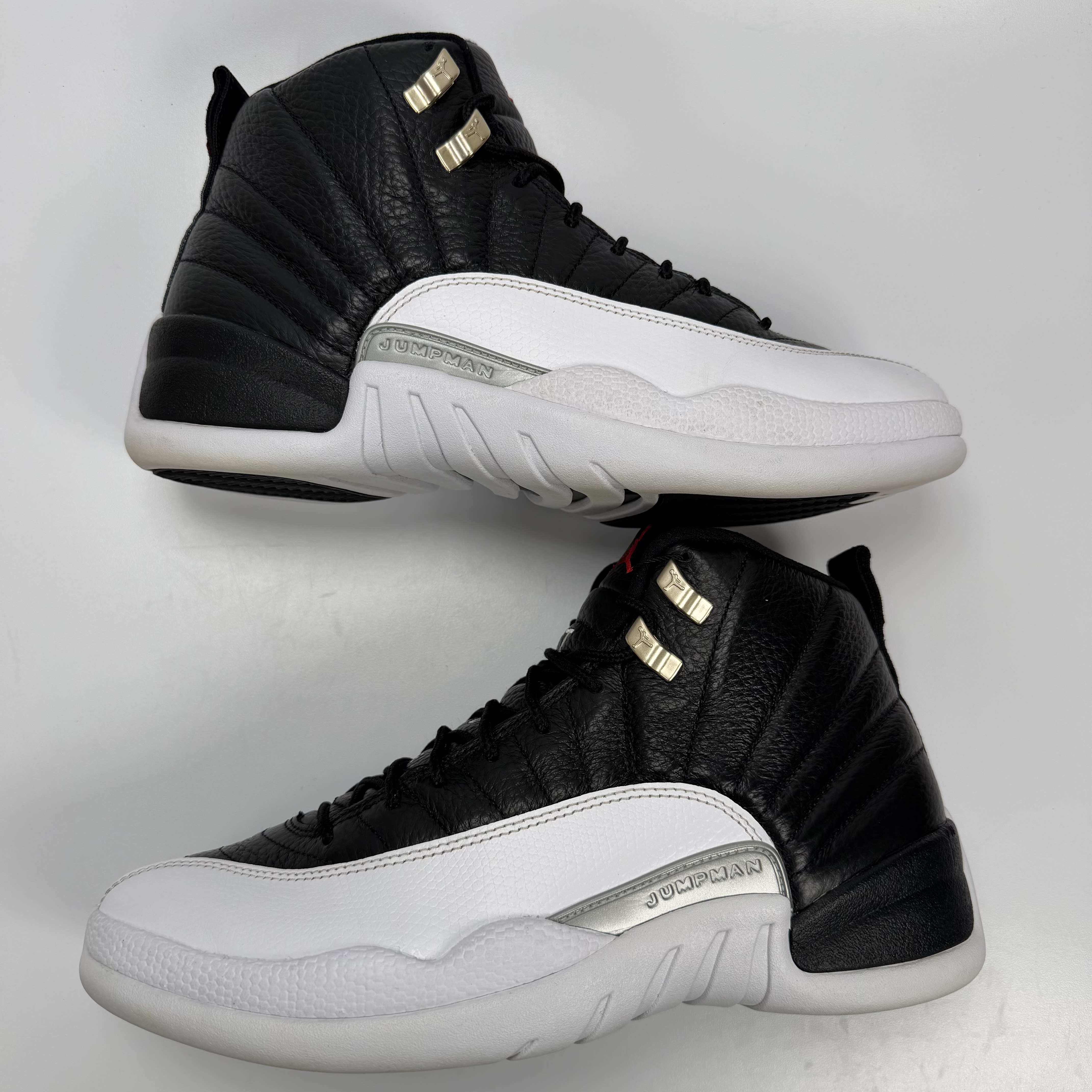 648025 Jordan 12 Retro Playoffs (2022)