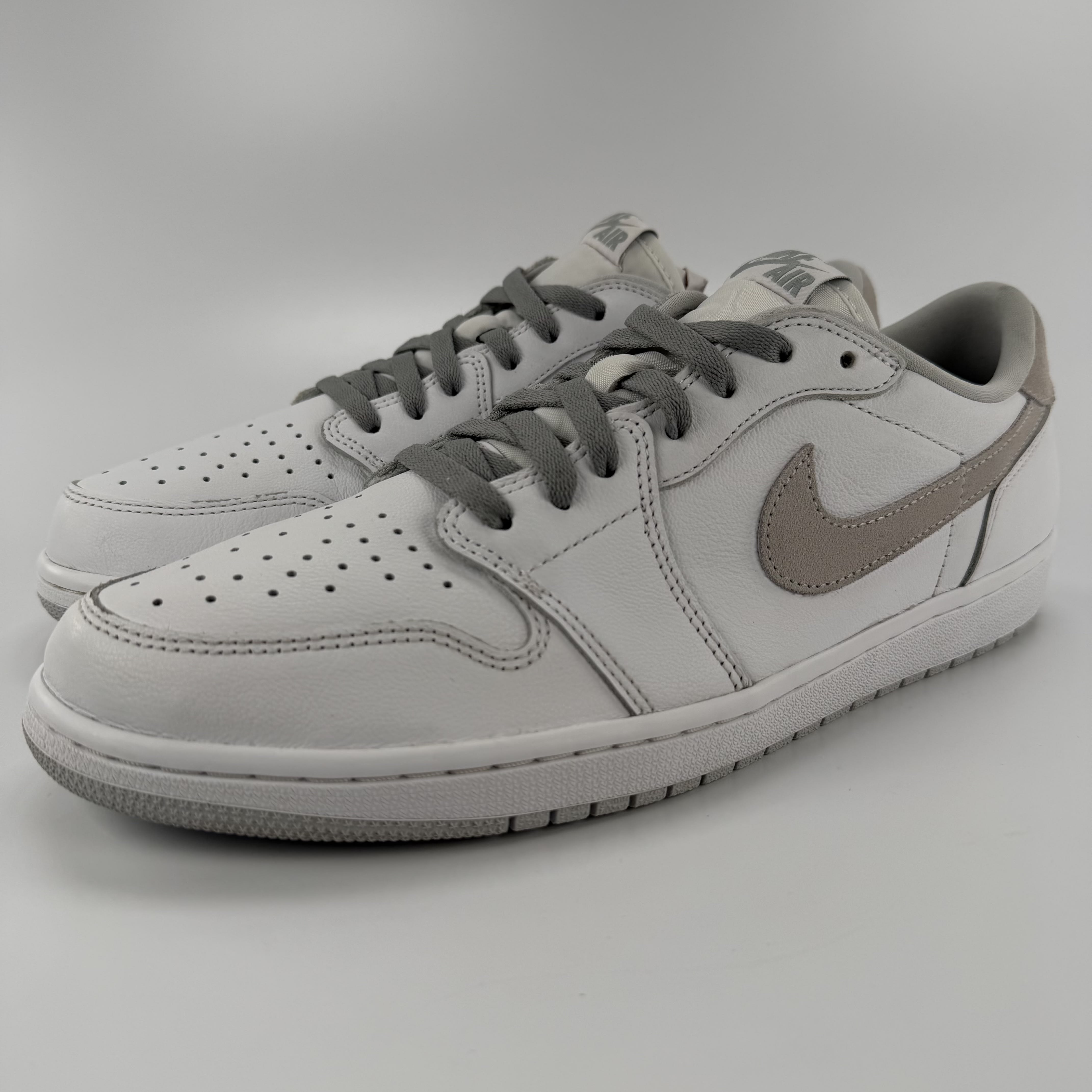 698448 Jordan 1 Low OG Neutral Grey (2021/2024)