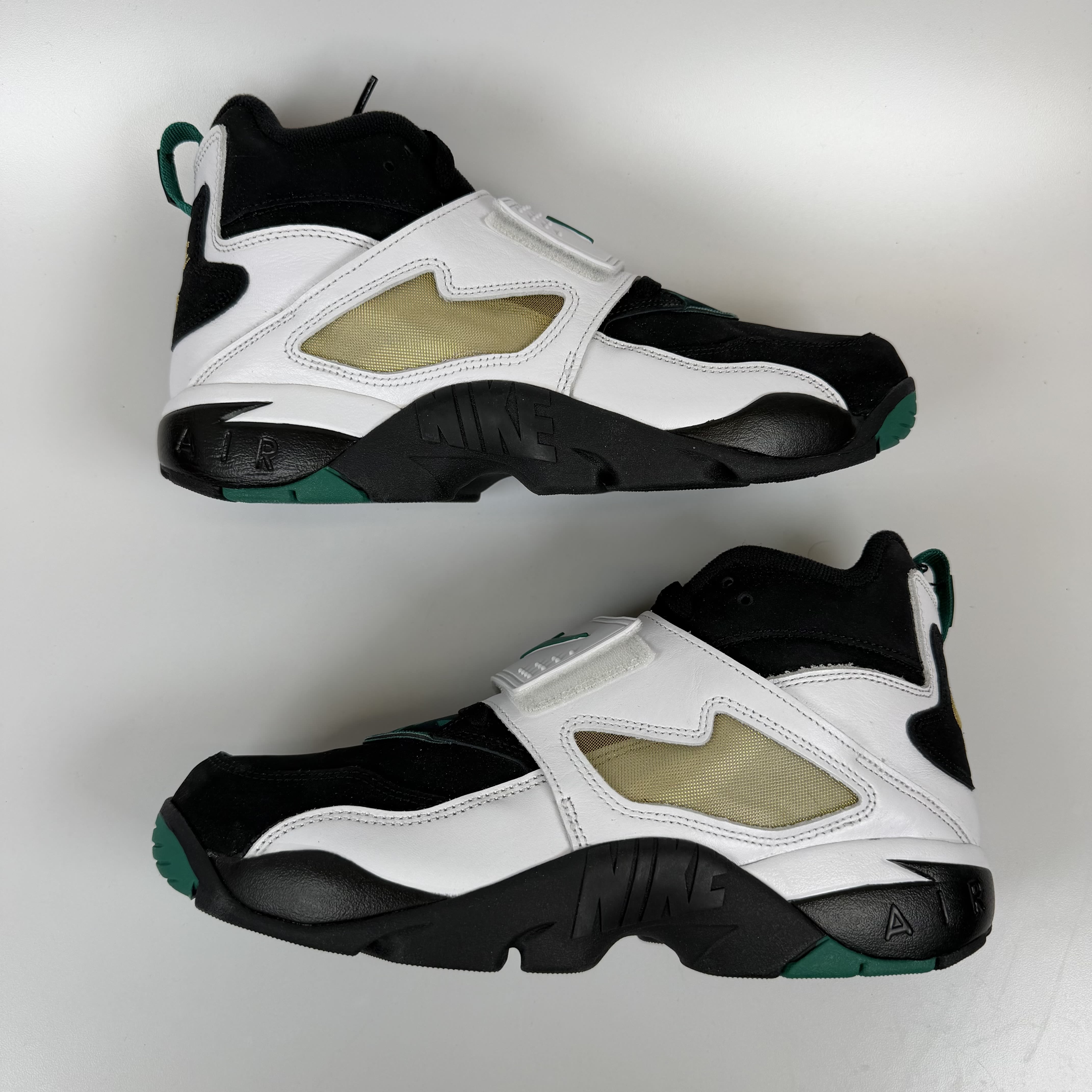 SP10152 Nike Air Diamond Turf Emerald