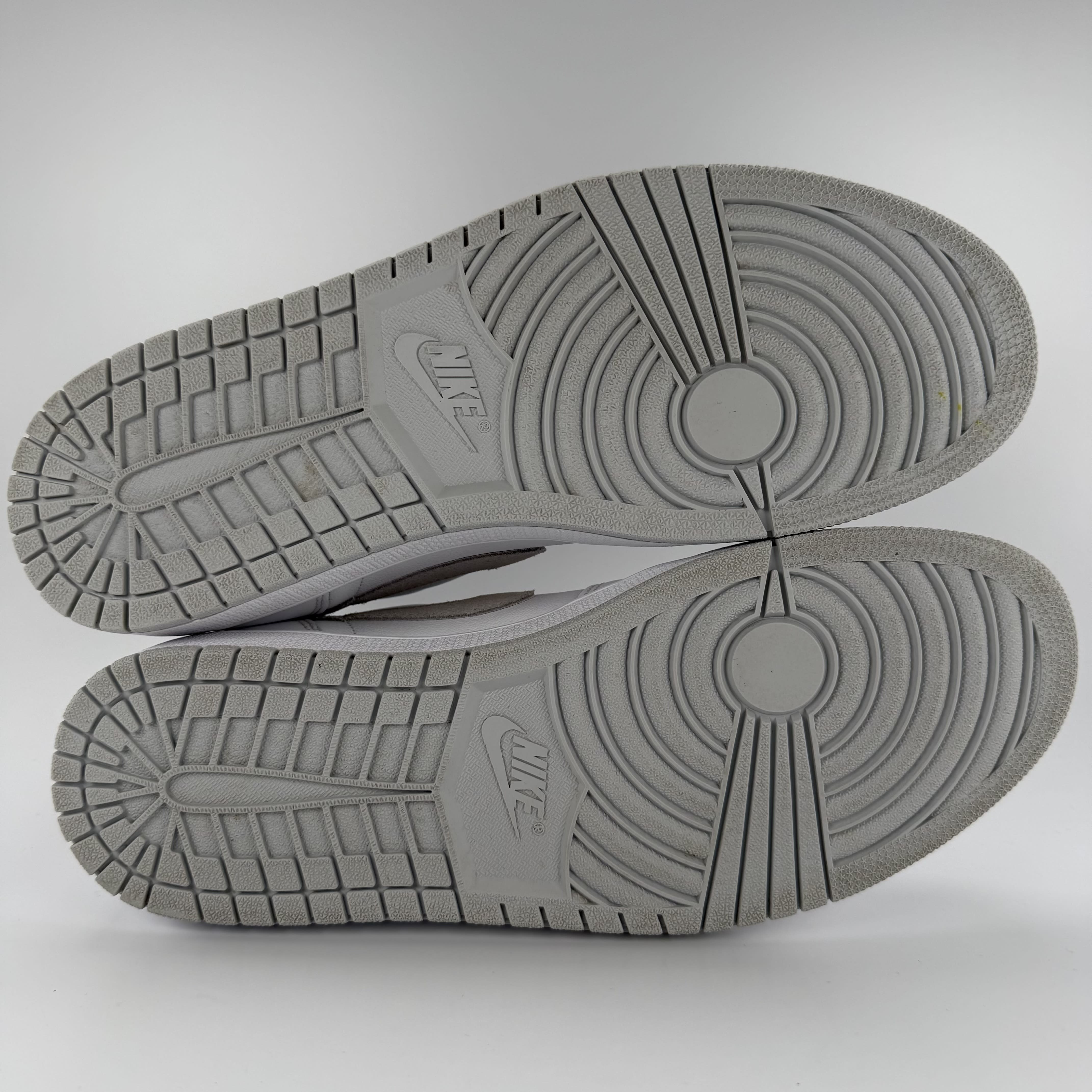 698448 Jordan 1 Low OG Neutral Grey (2021/2024)