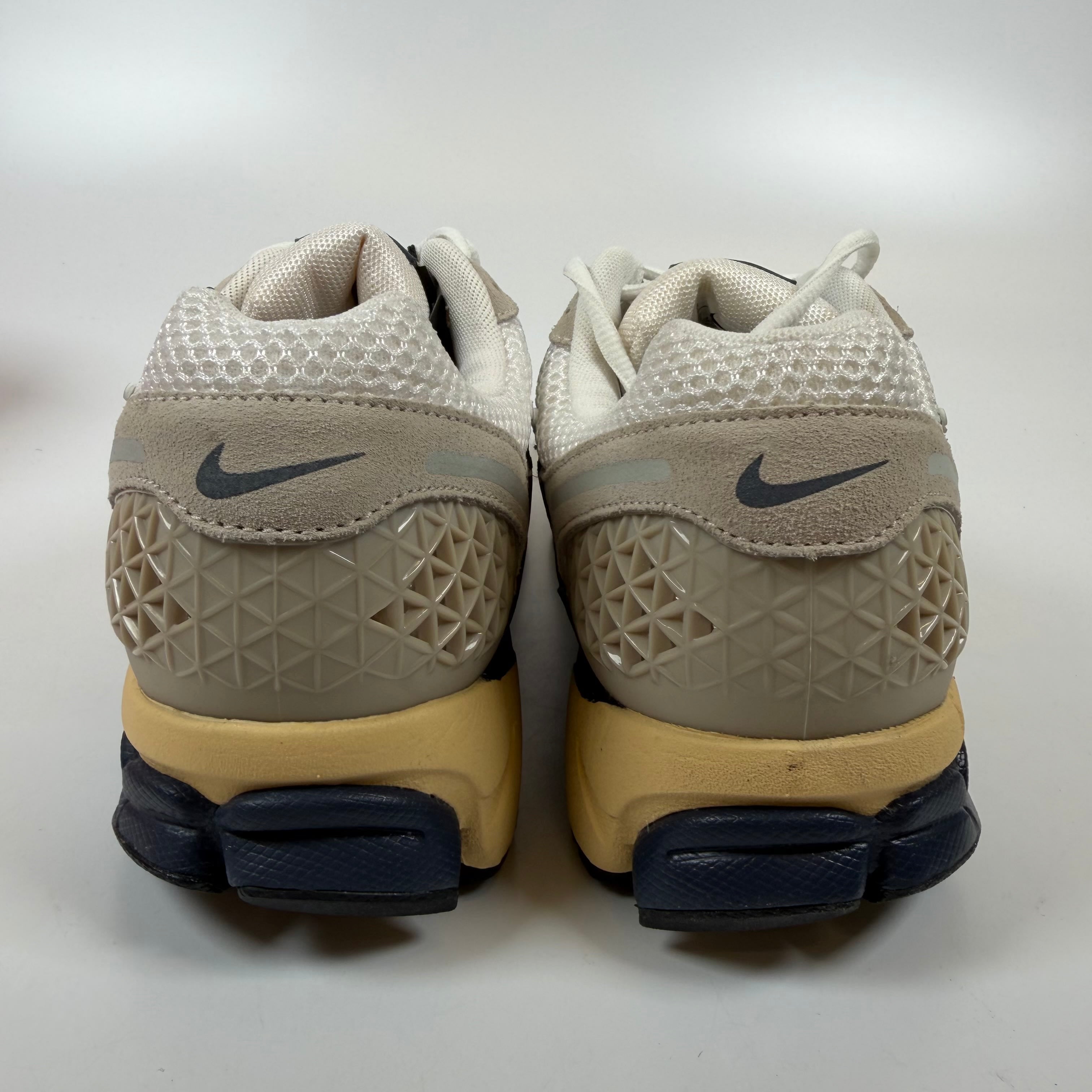 259627 Nike Zoom Vomero 5 Thunder Blue Cream