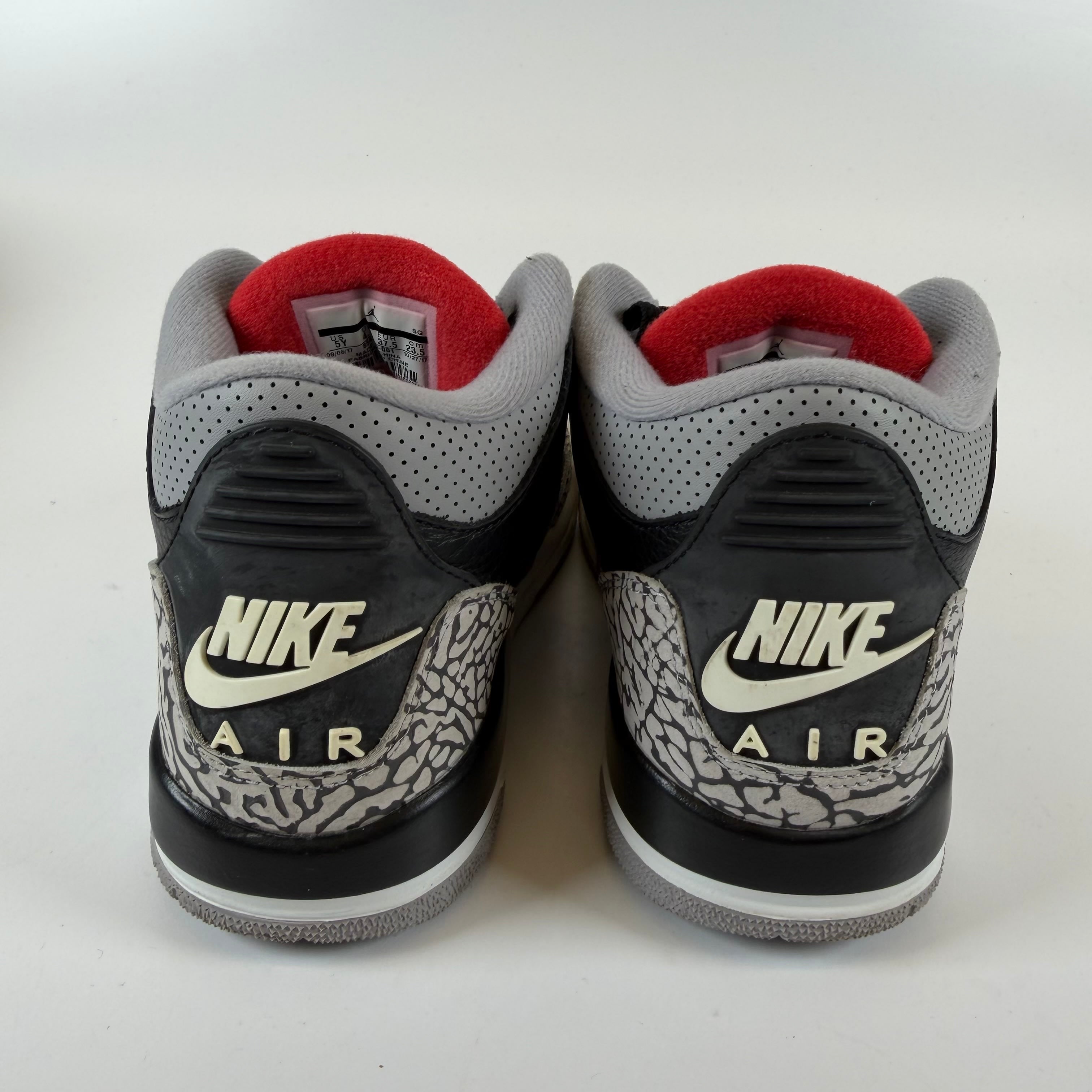 SP6977 Jordan 3 Retro Black Cement (2018) (GS)