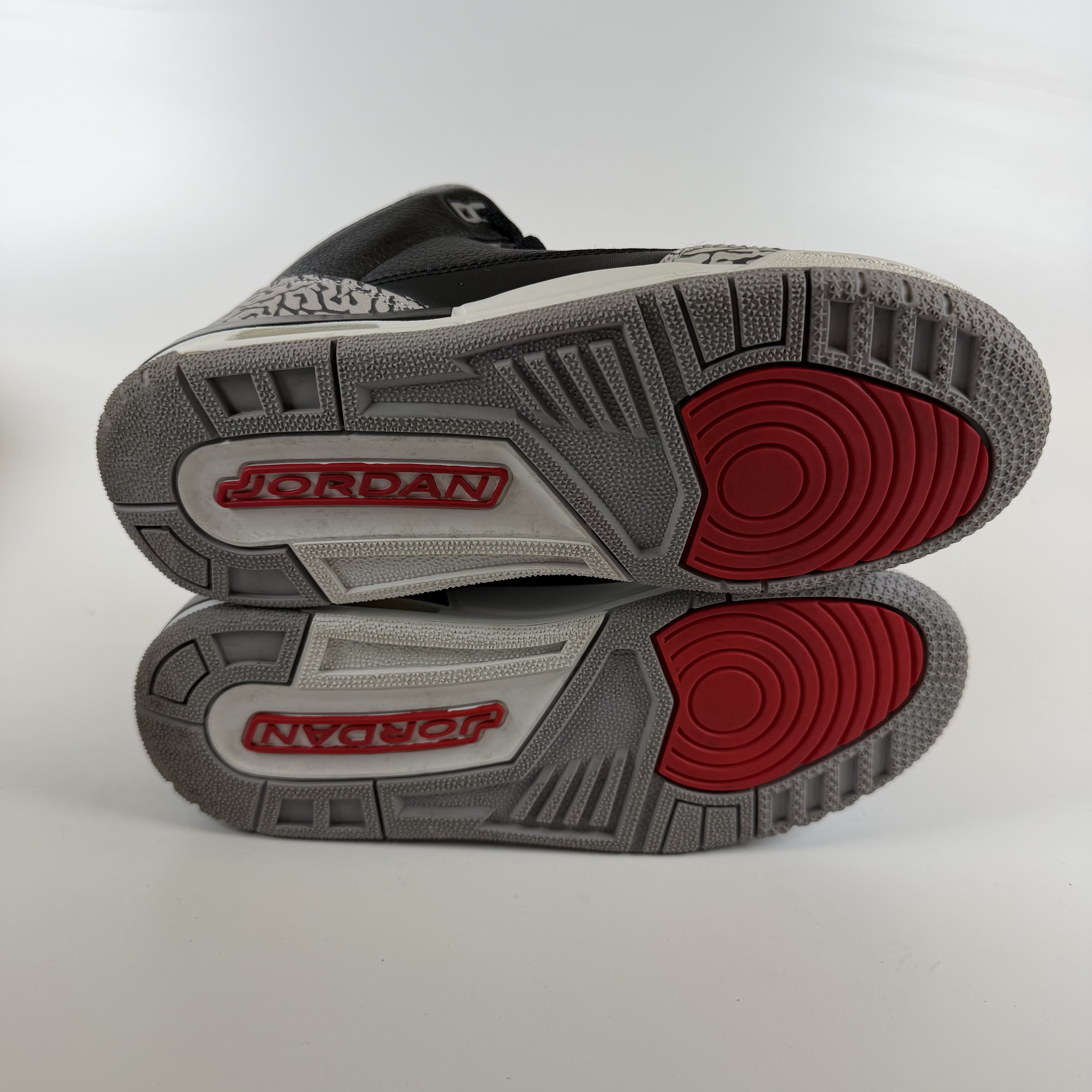 SP6977 Jordan 3 Retro Black Cement (2018) (GS)