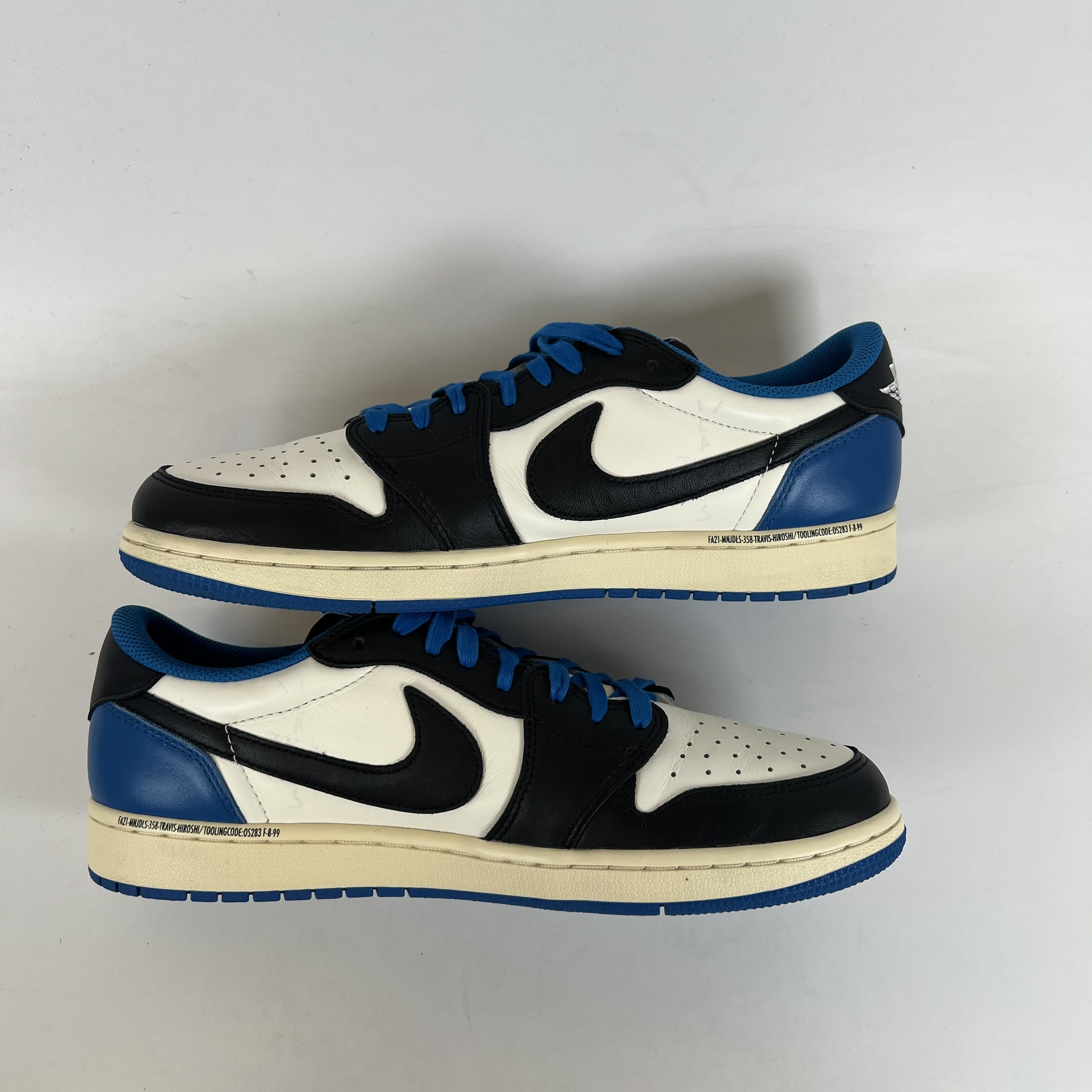 SP11365 Jordan 1 Retro Low OG SP Fragment x Travis Scott