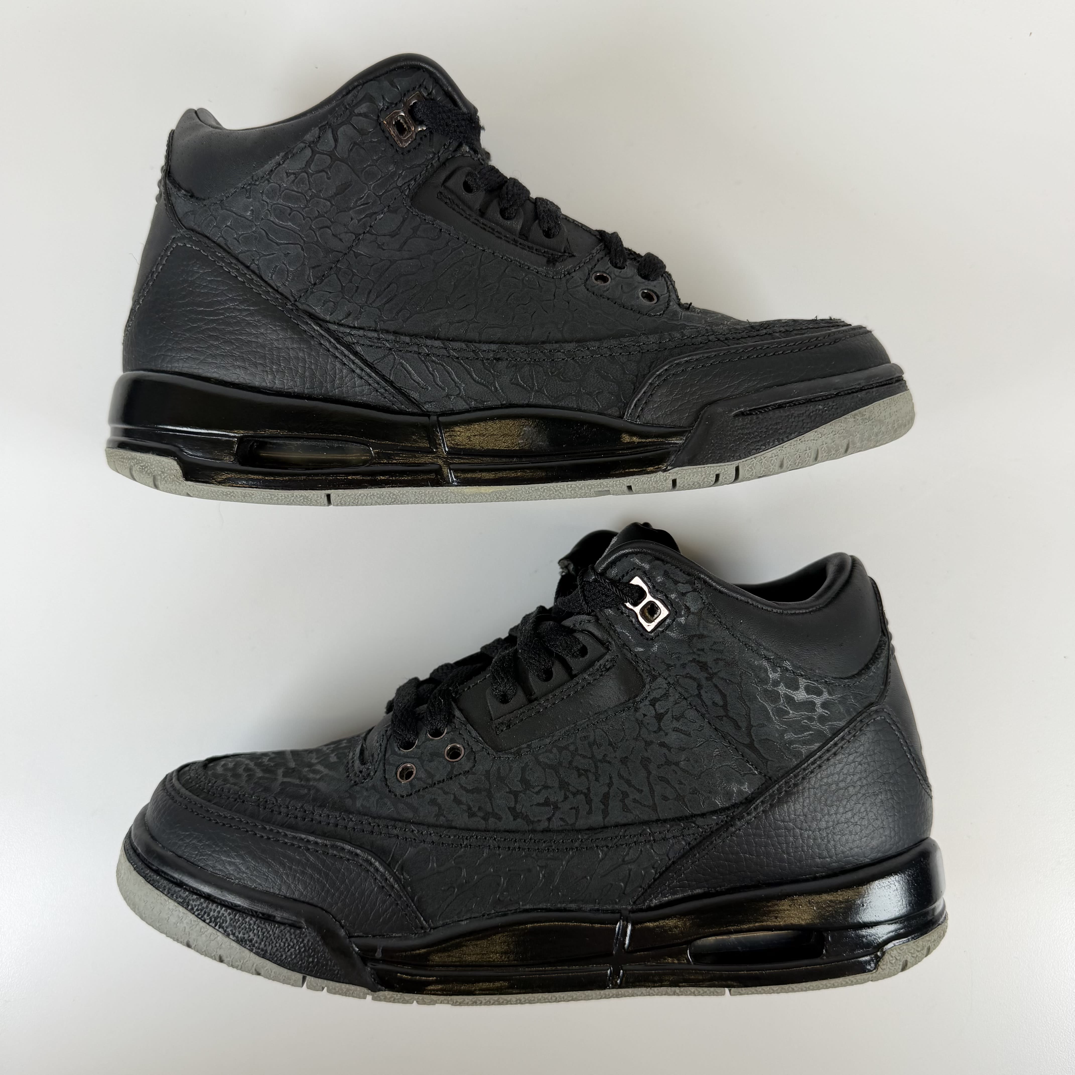 SP6980 Jordan 3 Retro Black Flip