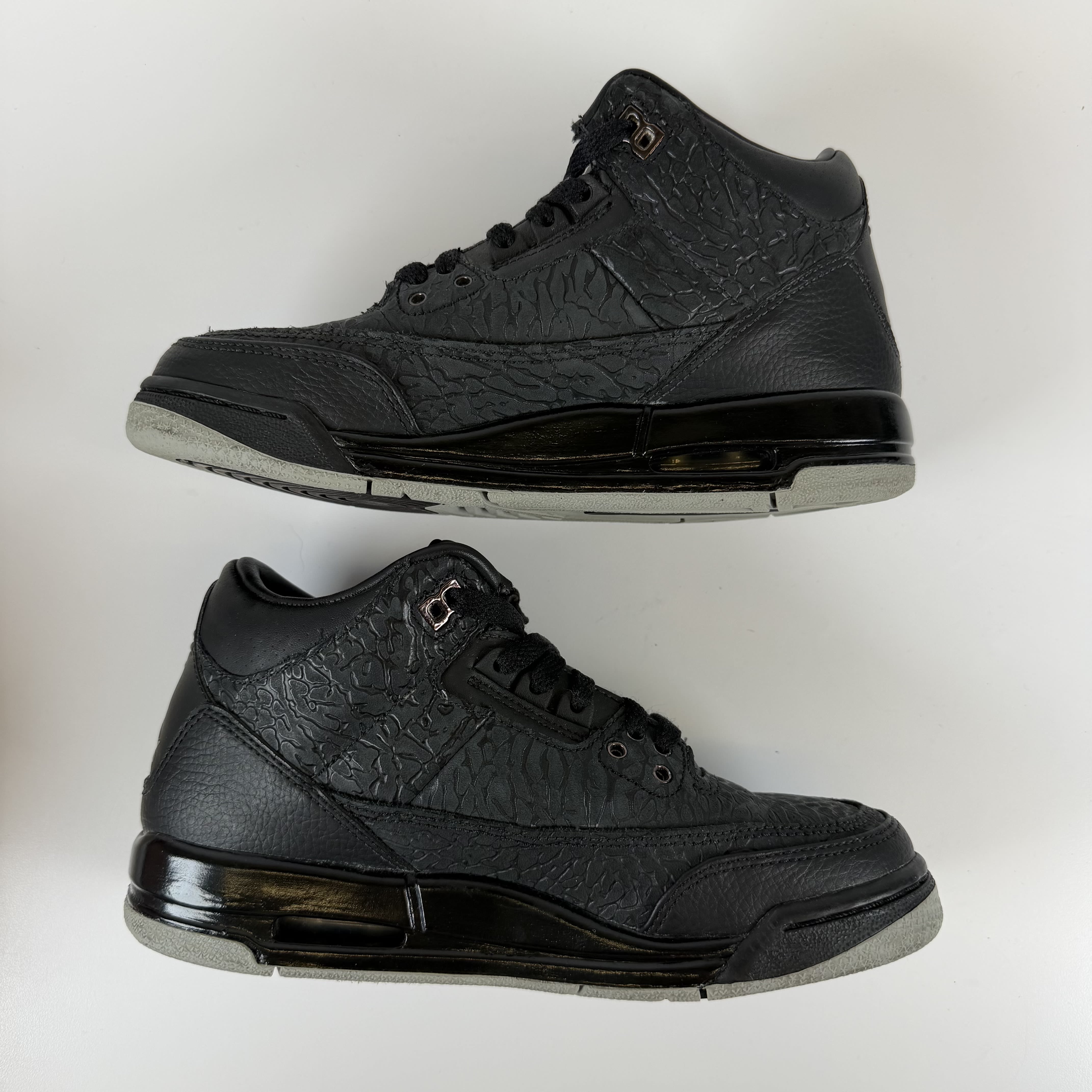 SP6980 Jordan 3 Retro Black Flip