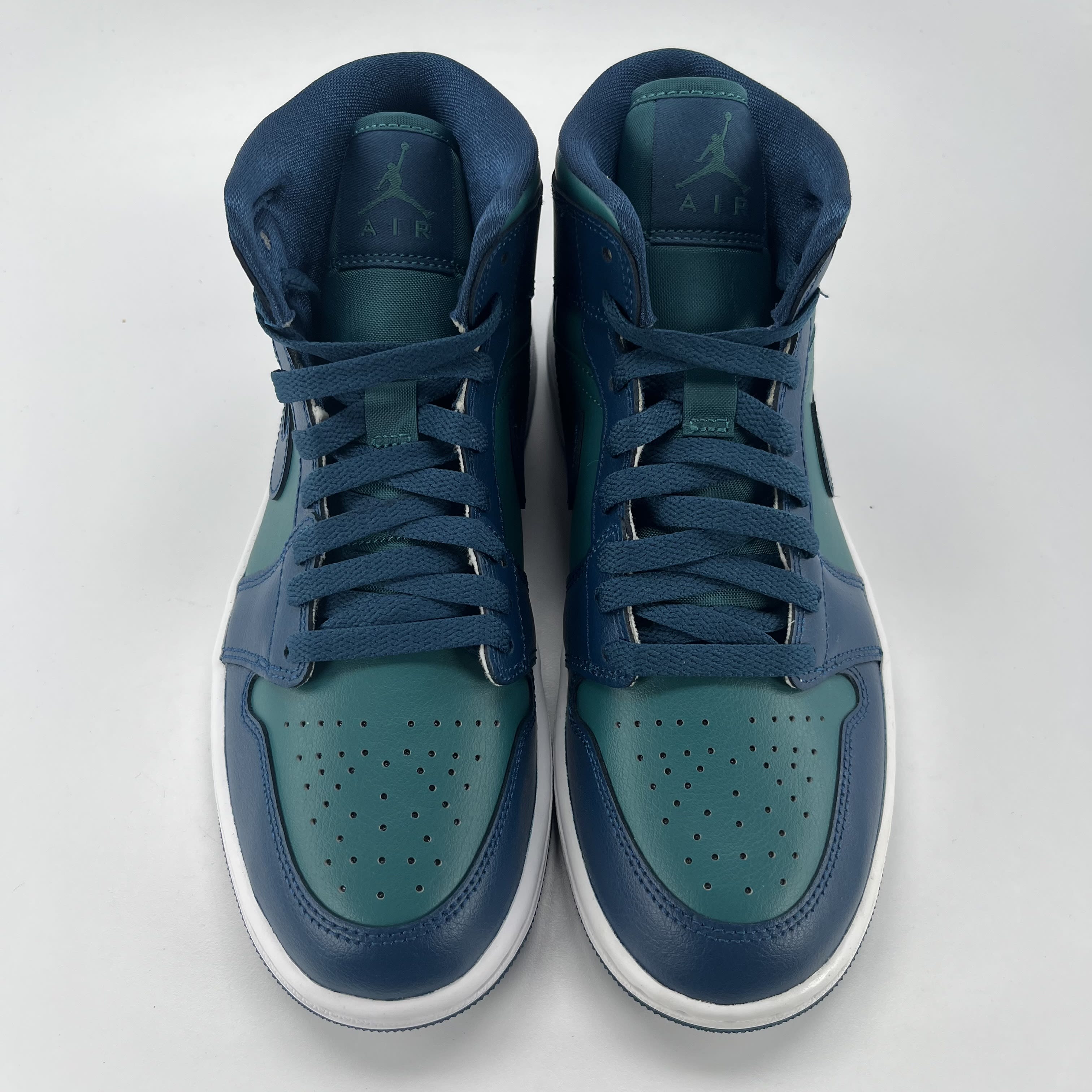 424951 Jordan 1 Mid Teal French Blue (Women's)