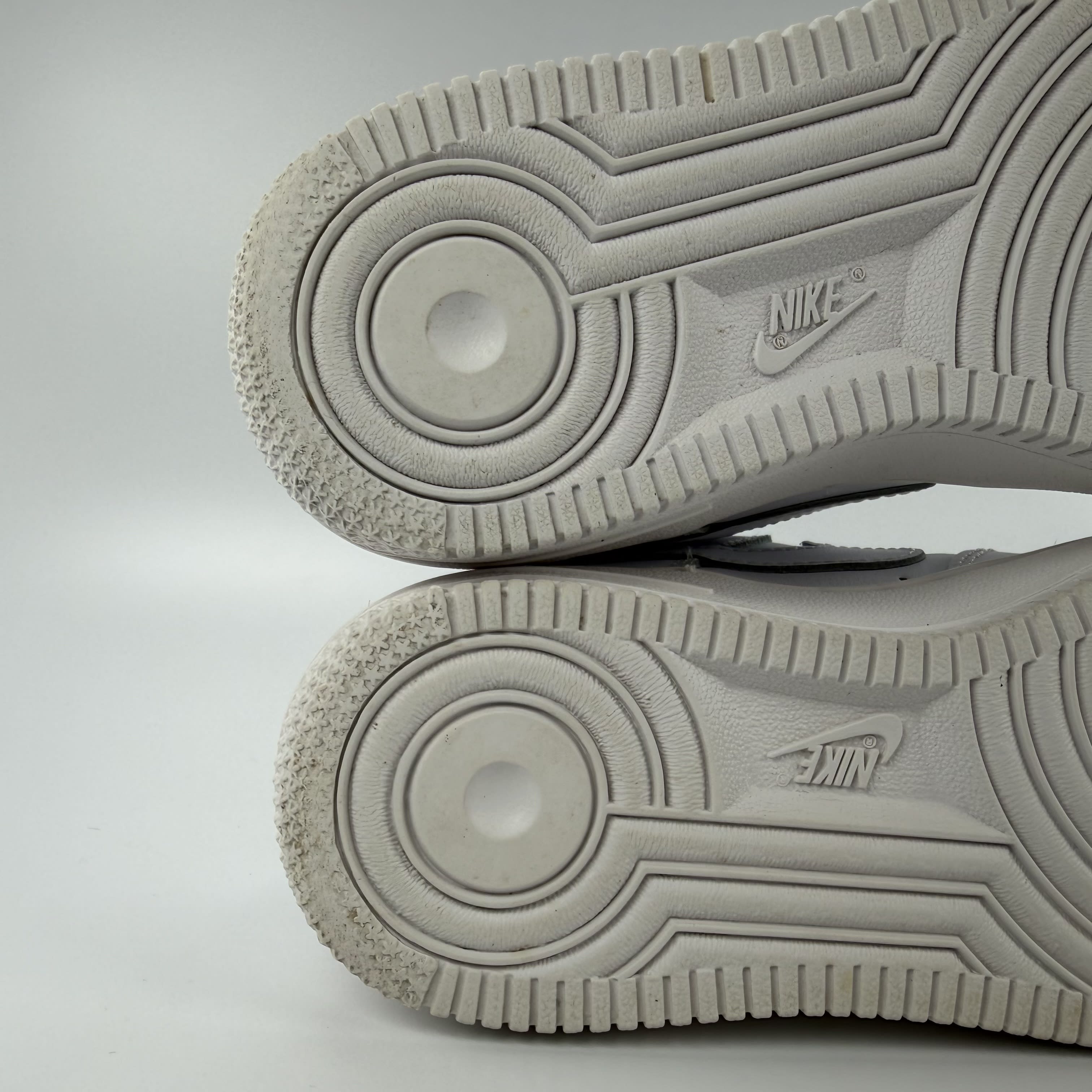 644685 Custom Nike Air Force 1 Low LE Triple White (GS) 'Butterfly'