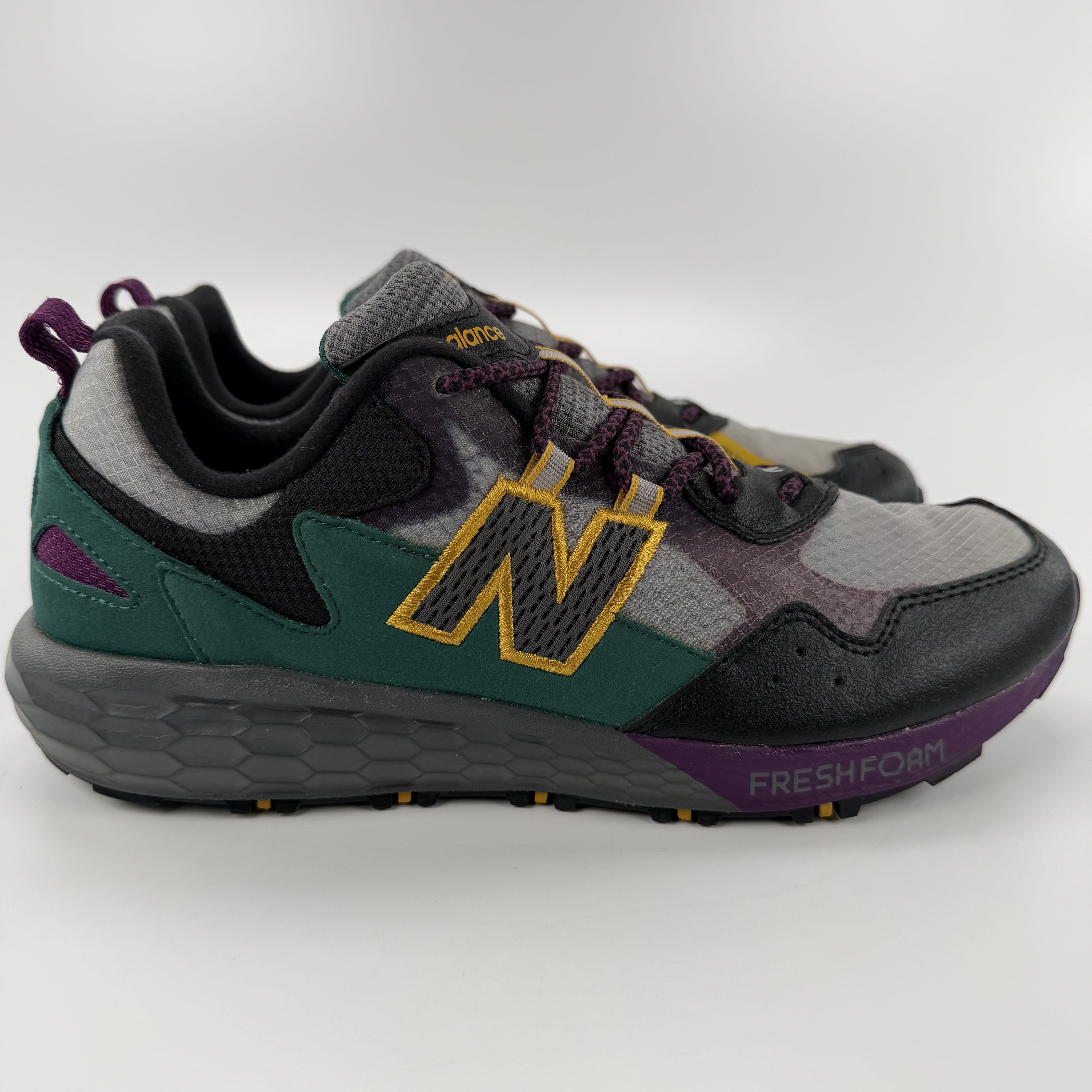 632223 New BalanceFresh Foam Crag 'Black Green'