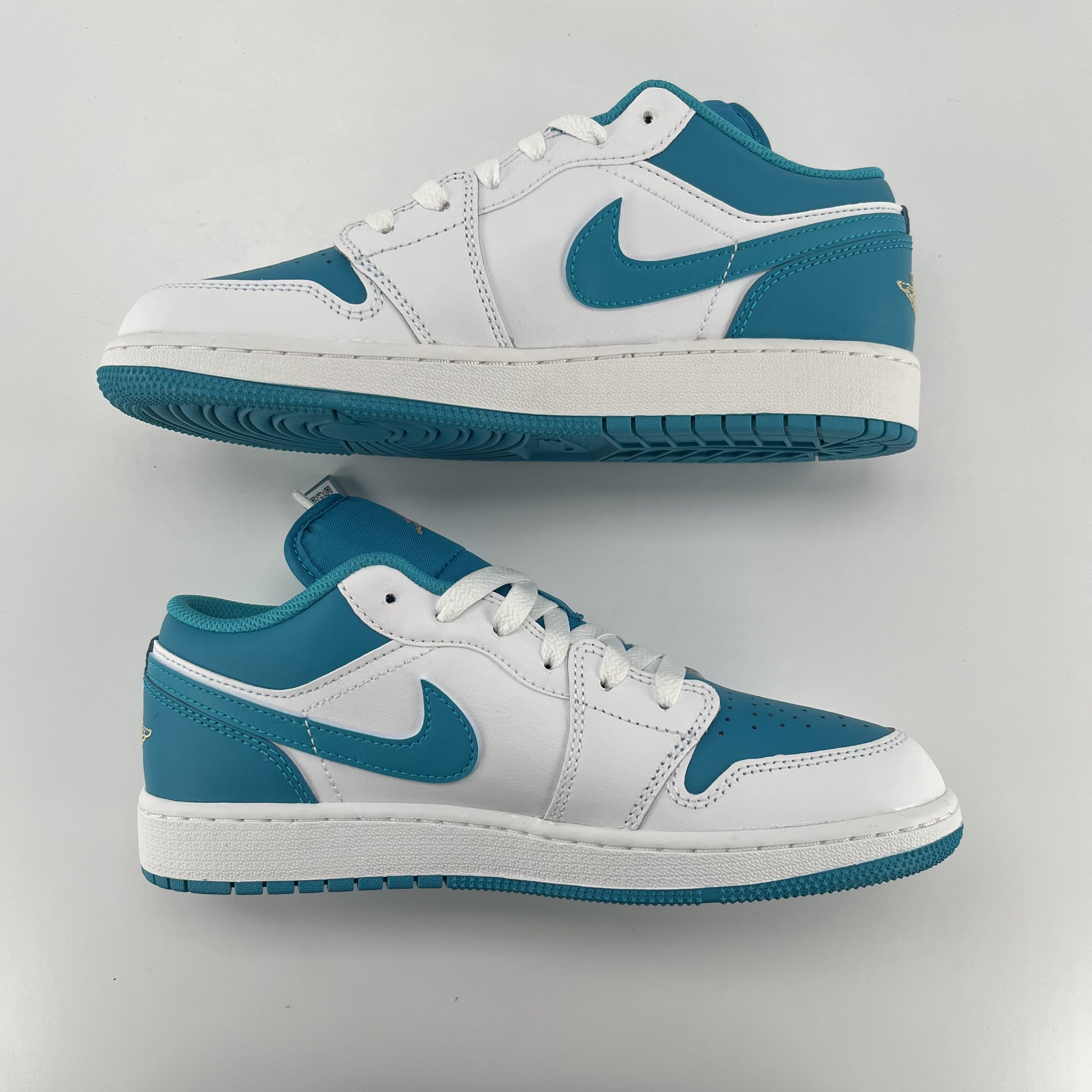 338519 Jordan 1 Low Aquatone (GS)