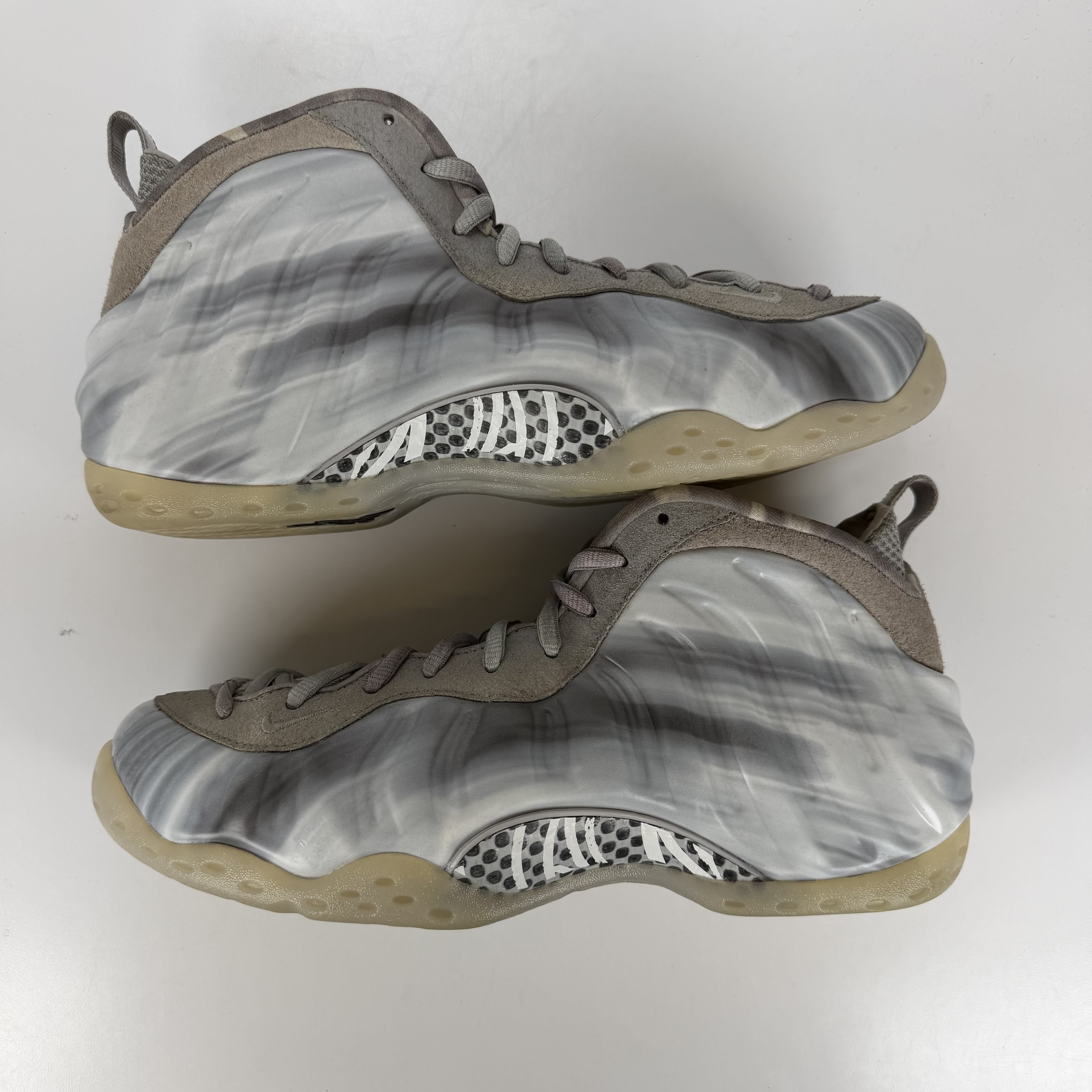 512453 Nike Air Foamposite One Dream A World Grey