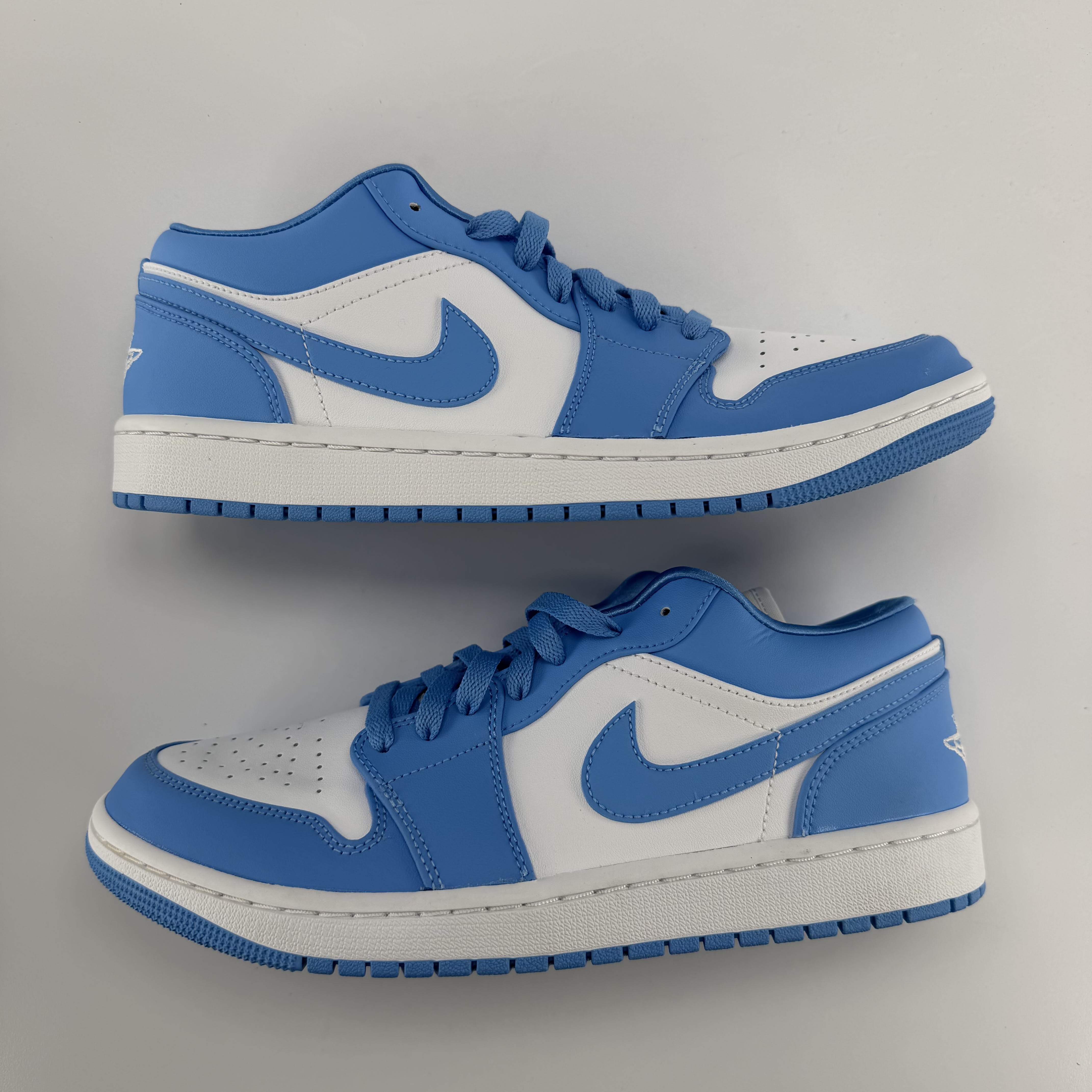 272340 Jordan 1 Low UNC (Women's)