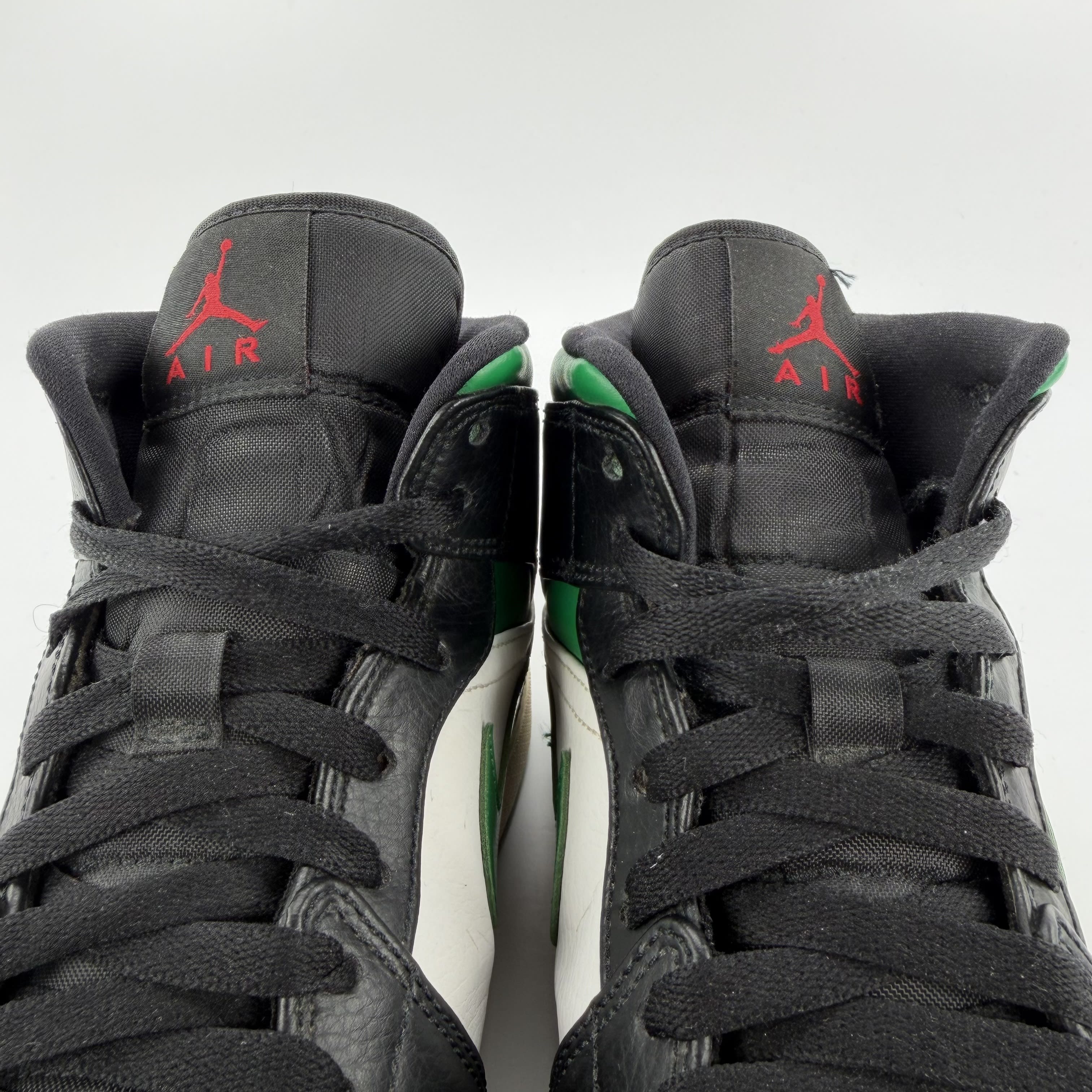635942 Jordan 1 Mid Green Toe
