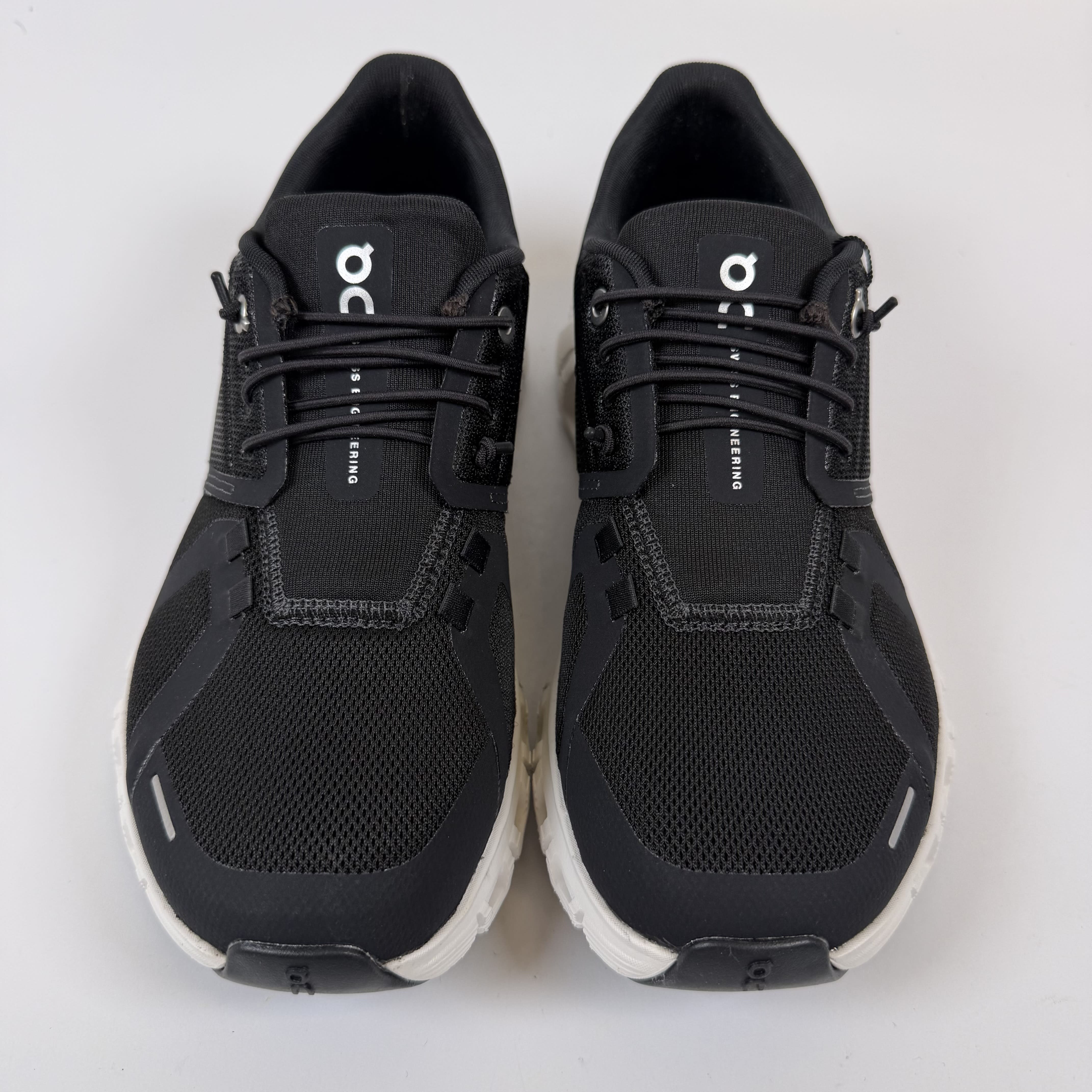 SP10218 On Running Cloud 6 Black White (Women's)
