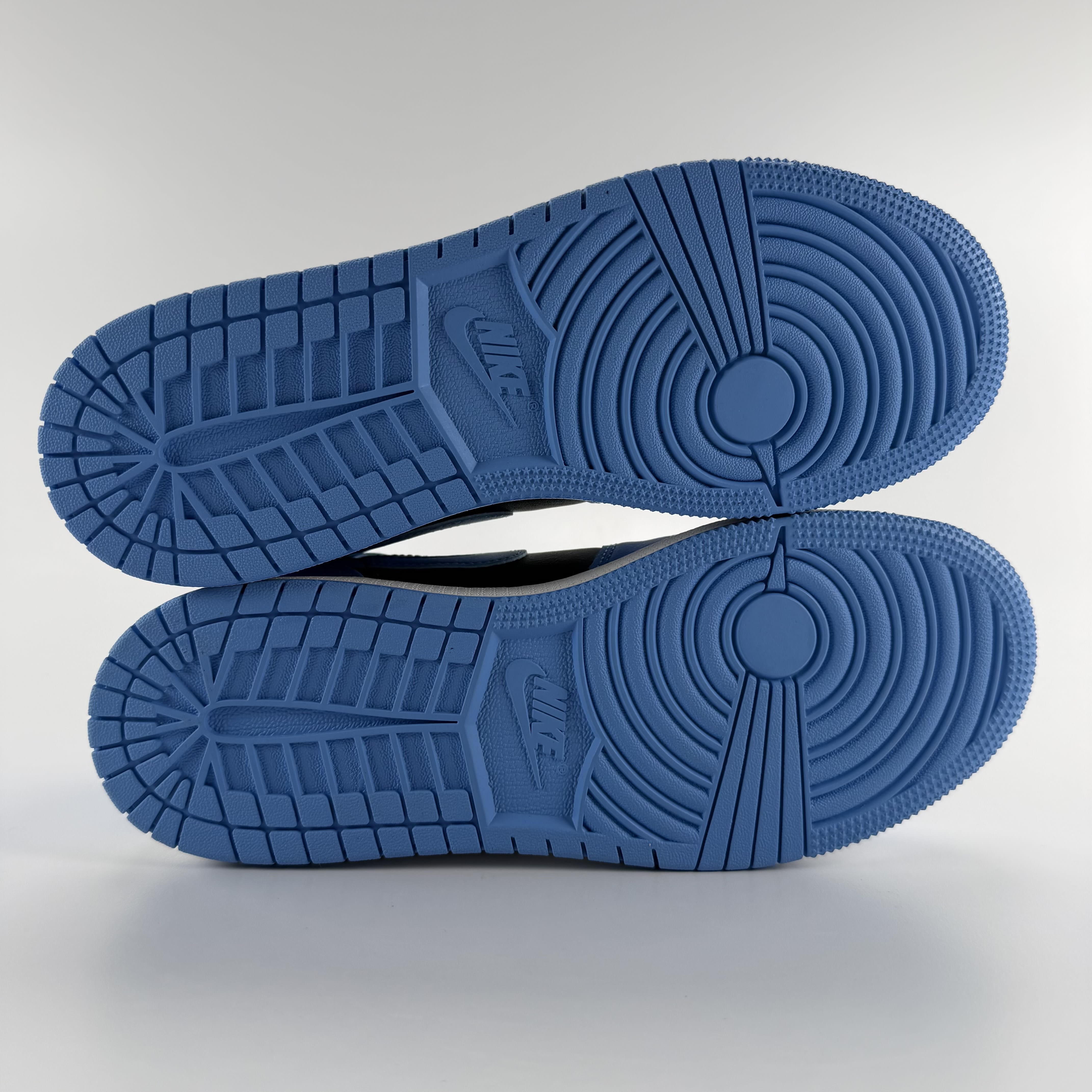 263225 Jordan 1 Mid University Blue Black (GS)