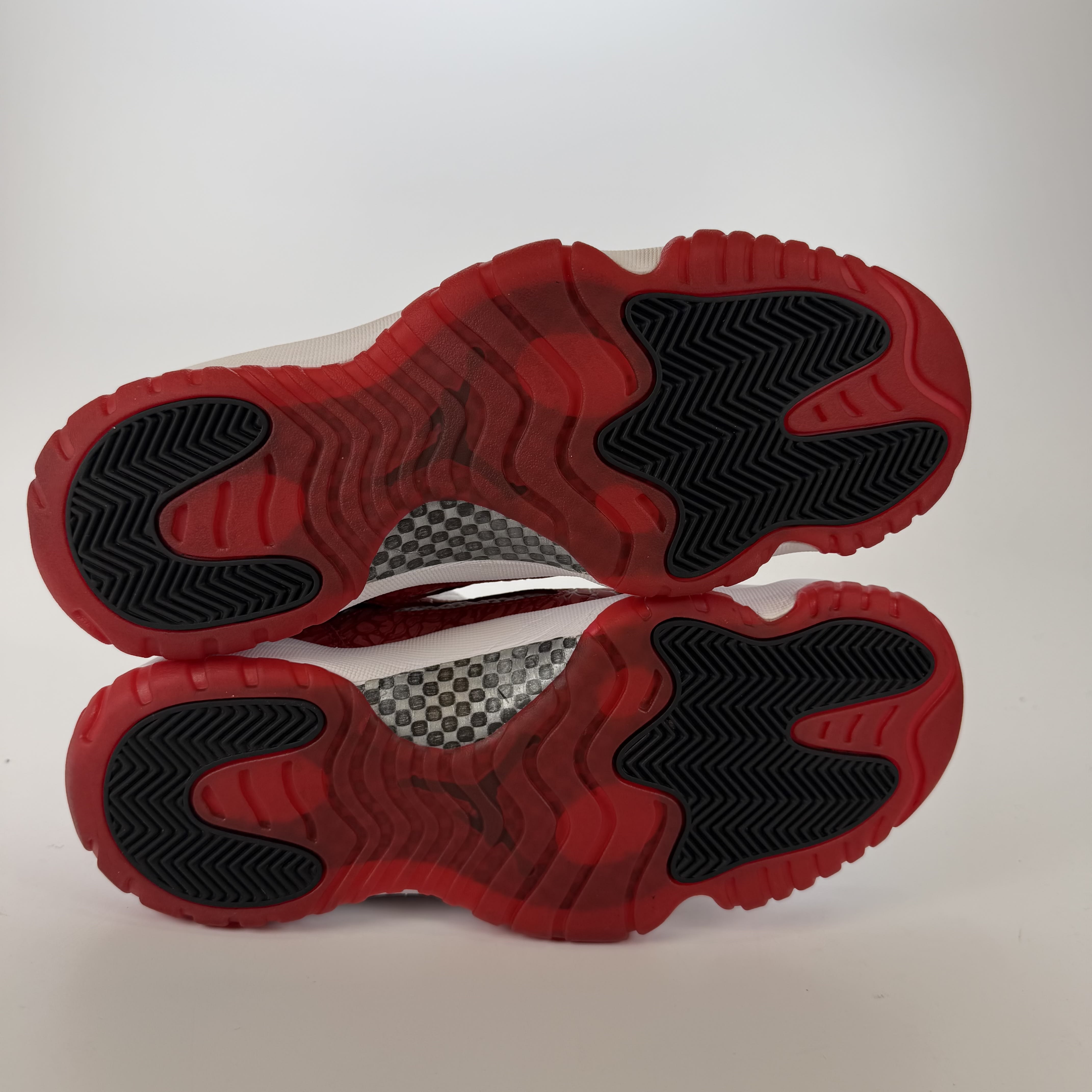 633799 Jordan 11 Retro Low IE White Gym Red